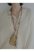 【エトレトウキョウ/ETRE TOKYO】のスクエアパースキーホルダー 人気、トレンドファッション・服の通販 founy(ファニー) ファッション Fashion レディースファッション Fashion for Women ポーチ&ミニバッグ Pouches & Mini Bags アクセサリー Fashion Accessories 春 Spring コンパクト Compact, Small Size シンプル Simple, Minimal スクエア Square, Square Shape なめらか Smooth, Silky Texture ハンド Hand, Handmade バランス Balance, Style Balance フォルム Silhouette, Form ポケット Pocket, Pocket Detail ポーチ Pouch, Small Case ラップ Wrap, Wrap Design S/S・春夏 SS, Spring/Summer, Warm Season 夏 Summer エレガント 上品 Elegant 2026年 2026 thumbnail ベージュ|ID: prp329100004835356 ipo3291000000035221257