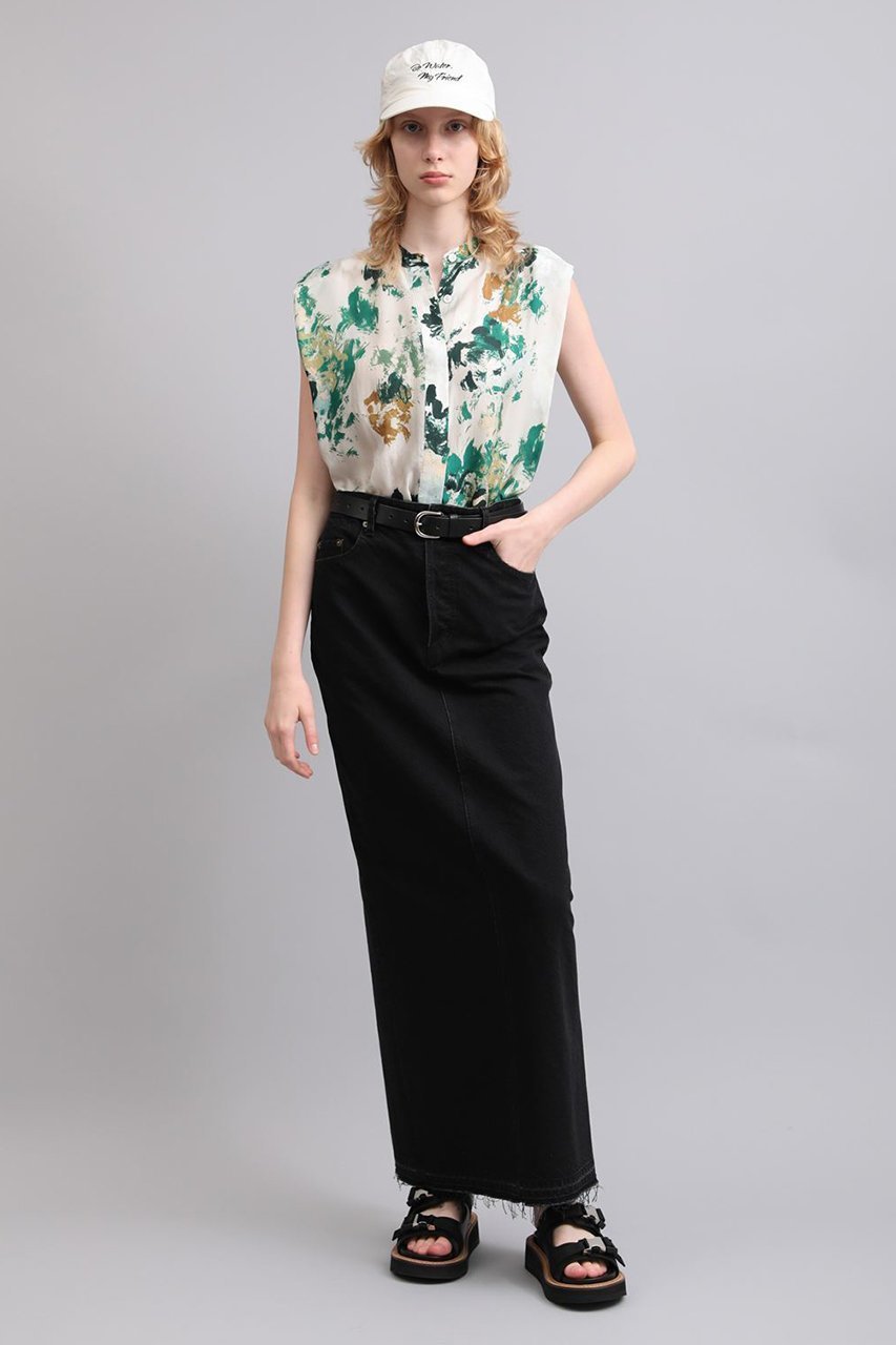 【サクラ/SACRA】のフラワー柄ノースリーブブラウス 人気、トレンドファッション・服の通販 founy(ファニー) ファッション Fashion レディースファッション Fashion for Women トップス・カットソー Cut & Sew Tops キャミソール&ノースリーブ Camisoles & Sleeveless Tops シャツ・ブラウス・オフィスカジュアル Elegant Blouses & Button-Ups 2026年 2026 ショルダー Shoulder, Shoulder Strap ドレープ Drape, Draping Fabric ノースリーブ Sleeveless, No-Sleeve フラワー Flower, Floral プリント Print, Printed Pattern ボックス Boxy, Box Shape 夏 Summer 春 Spring S/S・春夏 SS, Spring/Summer, Warm Season other-8|ID: prp329100004836409 ipo3291000000036162407