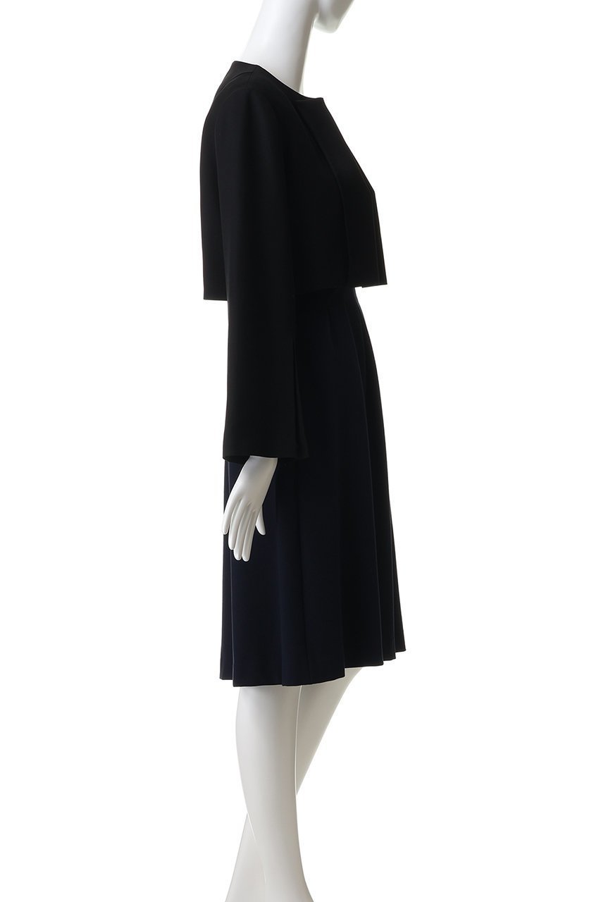 【アルアバイル/allureville】のノーカラーボレロジャケット 人気、トレンドファッション・服の通販 founy(ファニー) 　ファッション　Fashion　レディースファッション　Fashion for Women　アウター　Coat / Outerwear Collection　レディースジャケット・軽アウター　Jackets　ボレロ・ショート丈ジャケット / ドレス羽織りに　Boleros & Short Jackets　クロップド　Cropped, Short Length　サテン　Satin, Glossy Fabric　ジャケット　Jacket, Outerwear　スリット　Slit, Slit Detail　フェミニン　Feminine, Girly　ボレロ　Bolero, Short Cardigan　再入荷　Restock / Back in Stock　other-3|ID: prp329100004836420 ipo3291000000036845165