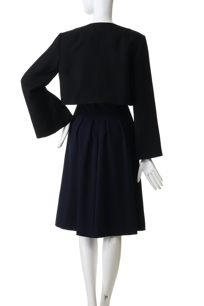 【アルアバイル/allureville】のノーカラーボレロジャケット 人気、トレンドファッション・服の通販 founy(ファニー) 　ファッション　Fashion　レディースファッション　Fashion for Women　アウター　Coat / Outerwear Collection　レディースジャケット・軽アウター　Jackets　ボレロ・ショート丈ジャケット / ドレス羽織りに　Boleros & Short Jackets　クロップド　Cropped, Short Length　サテン　Satin, Glossy Fabric　ジャケット　Jacket, Outerwear　スリット　Slit, Slit Detail　フェミニン　Feminine, Girly　ボレロ　Bolero, Short Cardigan　再入荷　Restock / Back in Stock　other-4|ID: prp329100004836420 ipo3291000000036845166