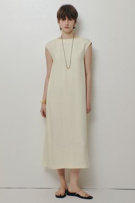 【アルアバイル/allureville】のヴィスコースバックオープンワンピース 人気、トレンドファッション・服の通販 founy(ファニー) ファッション Fashion レディースファッション Fashion for Women ワンピース Dresses チュニック Tunic Tops & Dresses 2026年 2026 サテン Satin, Glossy Fabric チュニック Tunic, Long Top フロント Front, Front Design ロング Long, Long-Length エレガント 上品 Elegant 夏 Summer 春 Spring S/S・春夏 SS, Spring/Summer, Warm Season 無地 Plain, Solid Color |ID:prp329100004836421