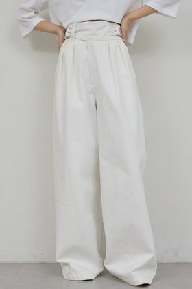 【ガリャルダガランテ/GALLARDAGALANTE】 【PEAS】【セットアップ対応】デニムグルカパンツ人気、トレンドファッション・服の通販 founy(ファニー) ファッション Fashion レディースファッション Fashion for Women セットアップ Matching Sets レディースパンツ・ボトムス Pants & Trousers / Bottoms パンツ Pants & Trousers デニムパンツ・ジーンズ・美脚デニム Denim Jeans & Pants 2026年 2026 おすすめ Recommended / Our Picks ジャケット Jacket, Outerwear セットアップ Set-Up, Coordinated Outfit デニム Denim, Jeans Material パッチ Patch, Appliqué ミリタリー Military, Army Style ワイド Wide, Wide Fit 夏 Summer 春 Spring S/S・春夏 SS, Spring/Summer, Warm Season |ID:prp329100004836427