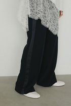 【ハー/HER.】の【1/22 12:00販売開始】サイドラインパンツ ネイビー|ID: prp329100004837001 ipo3291000000035238828