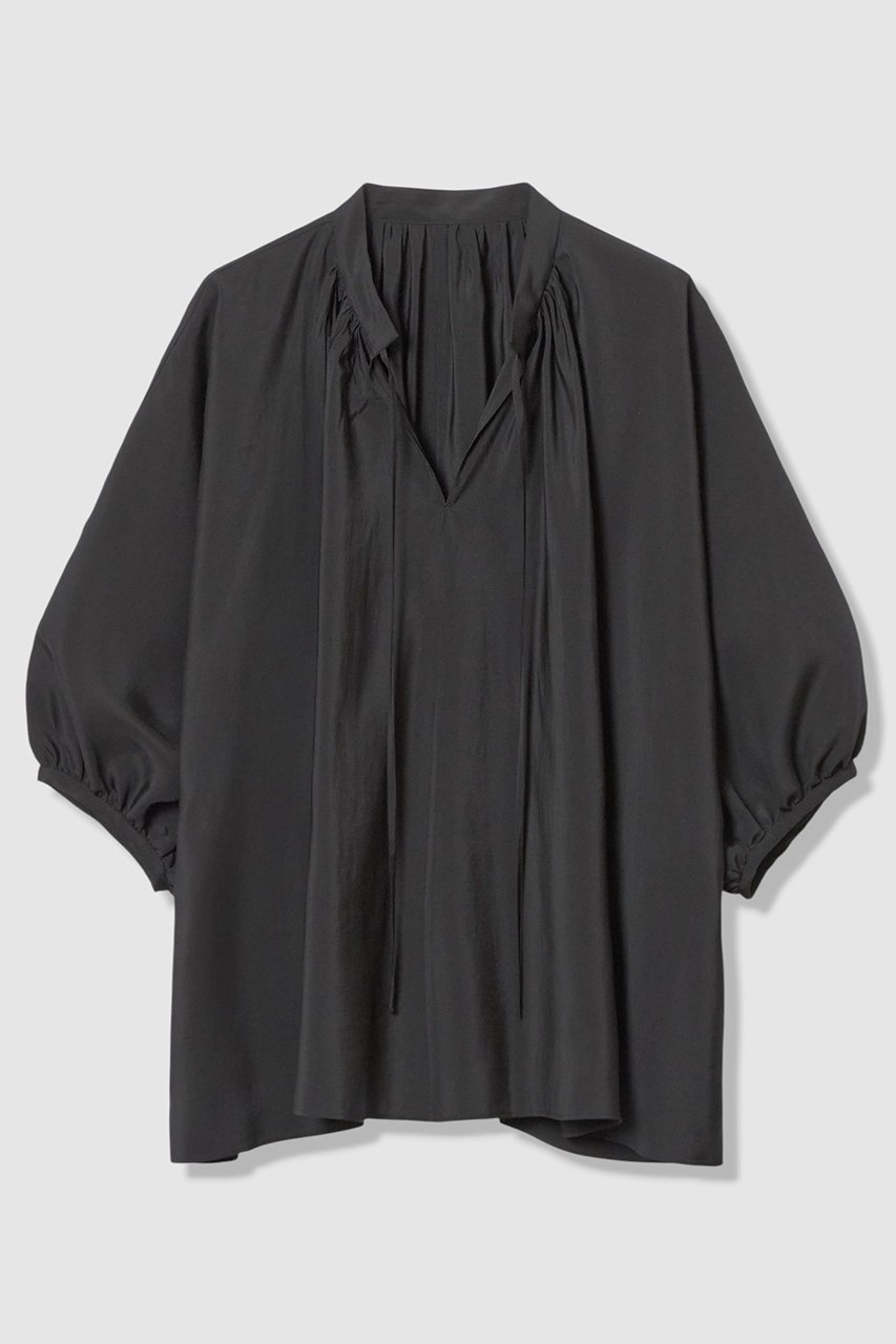 【アルアバイル/allureville】のギャザーボリュームスタンドブラウス インテリア・キッズ・メンズ・レディースファッション・服の通販 founy(ファニー) 　ファッション　Fashion　レディースファッション　Fashion for Women　トップス・カットソー　Cut & Sew Tops　シャツ・ブラウス・オフィスカジュアル　Elegant Blouses & Button-Ups　2026年　2026　インナー　Innerwear　ギャザー　Gathered, Ruffled　シルク　Silk, 100% Silk　スリーブ　Sleeve, Long Sleeve / Short Sleeve　ドレープ　Drape, Draping Fabric　フォルム　Silhouette, Form　リラックス　Relax, Relaxed Fit　ロング　Long, Long-Length　夏　Summer　春　Spring　S/S・春夏　SS, Spring/Summer, Warm Season　ブラック|ID: prp329100004837683 ipo3291000000036162575