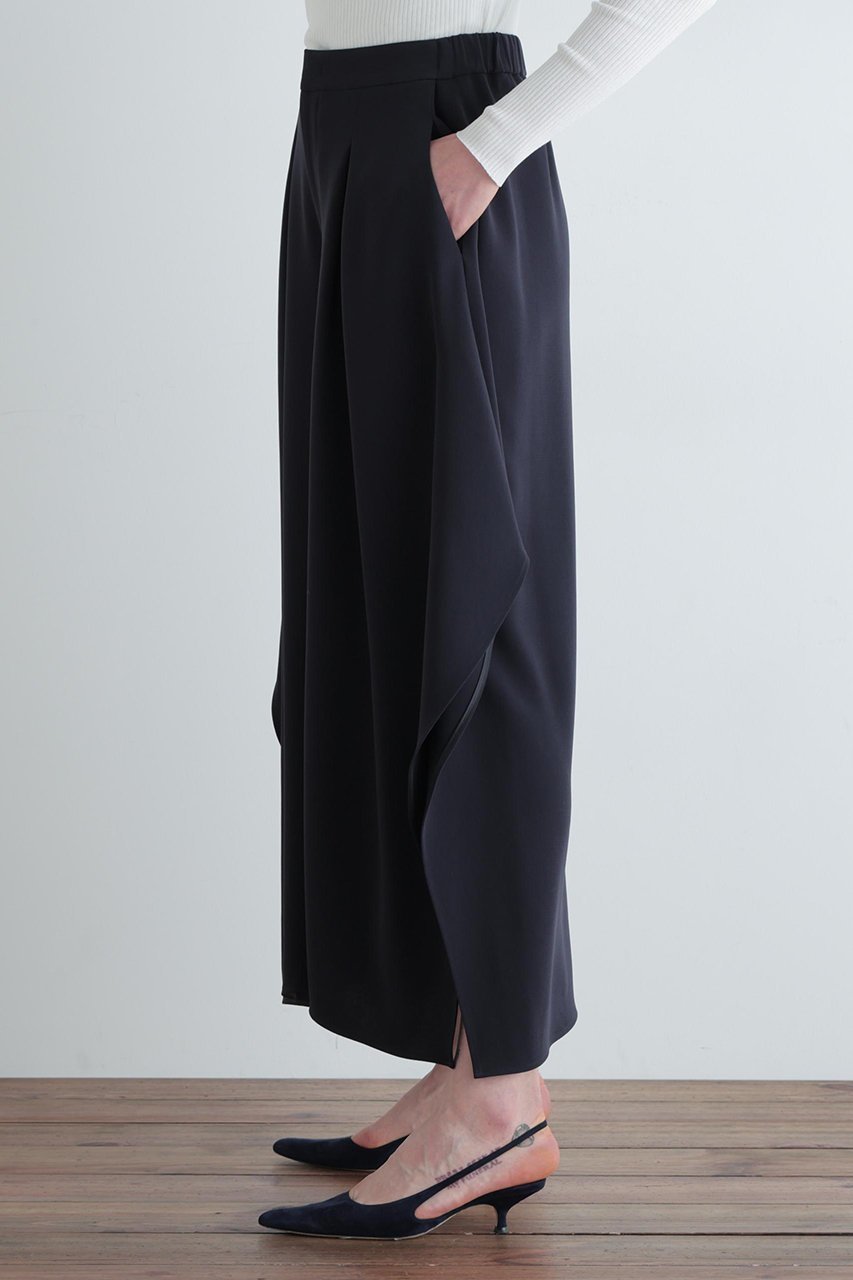 【ル フィル/LE PHIL】のダブルクロススクエアパンツ 人気、トレンドファッション・服の通販 founy(ファニー) 　ファッション　Fashion　レディースファッション　Fashion for Women　パンツ　Pants & Trousers　カットソー　Cut and Sewn Top　サテン　Satin, Glossy Fabric　スクエア　Square, Square Shape　スタンダード　Standard, Basic　バランス　Balance, Style Balance　フォルム　Silhouette, Form　フロント　Front, Front Design　おすすめ　Recommended / Our Picks　other-6|ID: prp329100004837700 ipo3291000000035435653