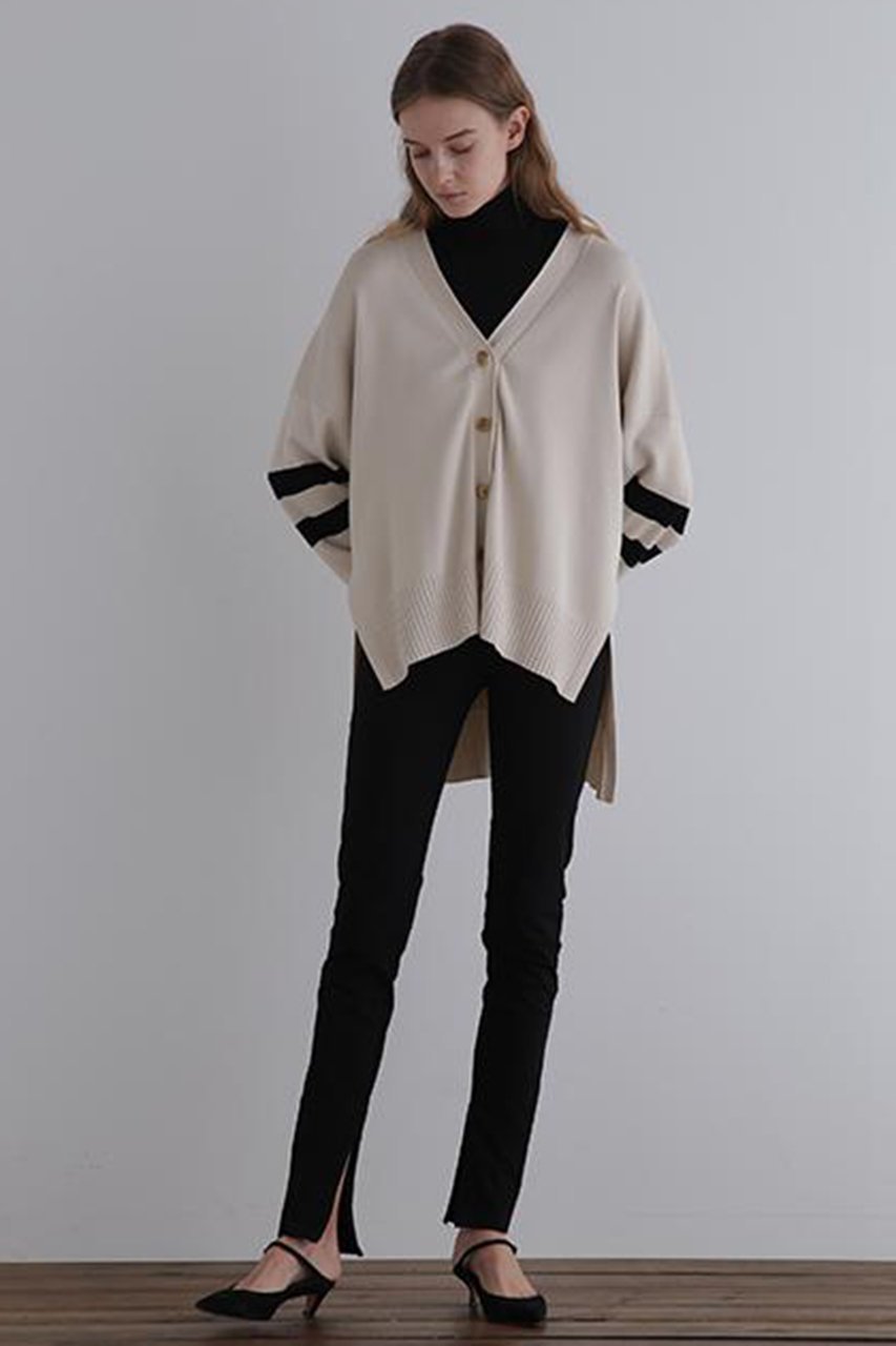 【ル フィル/LE PHIL】のオーバーサイズカーディガン 人気、トレンドファッション・服の通販 founy(ファニー) 　ファッション　Fashion　レディースファッション　Fashion for Women　トップス・カットソー　Cut & Sew Tops　ニット　Knit Tops & Sweaters　カーディガン・羽織り　Layered Style Cardigans　カジュアルプルオーバー・ニットトップス　Pullovers & Knit Tops / Casual Pullovers　カーディガン　Cardigan, Knitwear　スポーティ　Sporty, Casual Athletic　ベーシック　Basic, Essential　再入荷　Restock / Back in Stock　other-3|ID: prp329100004837732 ipo3291000000036162724