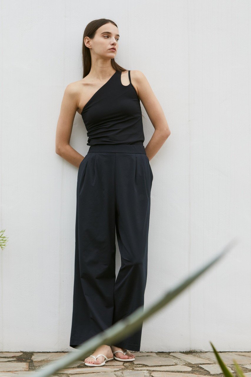 【ジュリエ/Julier】のYOGA FITアシメミドルトップス 人気、トレンドファッション・服の通販 founy(ファニー) 　ファッション　Fashion　レディースファッション　Fashion for Women　トップス・カットソー　Cut & Sew Tops　スポーツウェア　Functional & Stylish Sportswear　スポーツ トップス　Athletic Tops / Workout Tops / Training Shirts　2026年　2026　スポーツ　Sports, Activewear　フィット　Fit, Slim Fit　ワーク　Workwear, Utility Style　エレガント 上品　Elegant　夏　Summer　春　Spring　S/S・春夏　SS, Spring/Summer, Warm Season　other-8|ID: prp329100004837748 ipo3291000000036162790