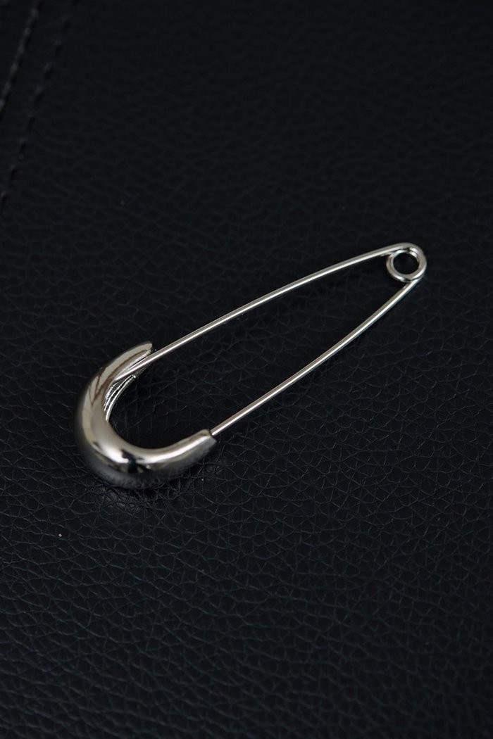 【ガリャルダガランテ/GALLARDAGALANTE】のプランプピン インテリア・キッズ・メンズ・レディースファッション・服の通販 founy(ファニー) https://founy.com/ ファッション Fashion レディースファッション Fashion for Women 2026年 2026 シンプル Simple, Minimal ジャケット Jacket, Outerwear フォルム Silhouette, Form ブローチ Brooch, Pin Brooch ループ Loop, Loop Knit ワンポイント One Point, Statement Accent 夏 Summer 春 Spring S/S・春夏 SS, Spring/Summer, Warm Season |ID: prp329100004838619 ipo3291000000035258758