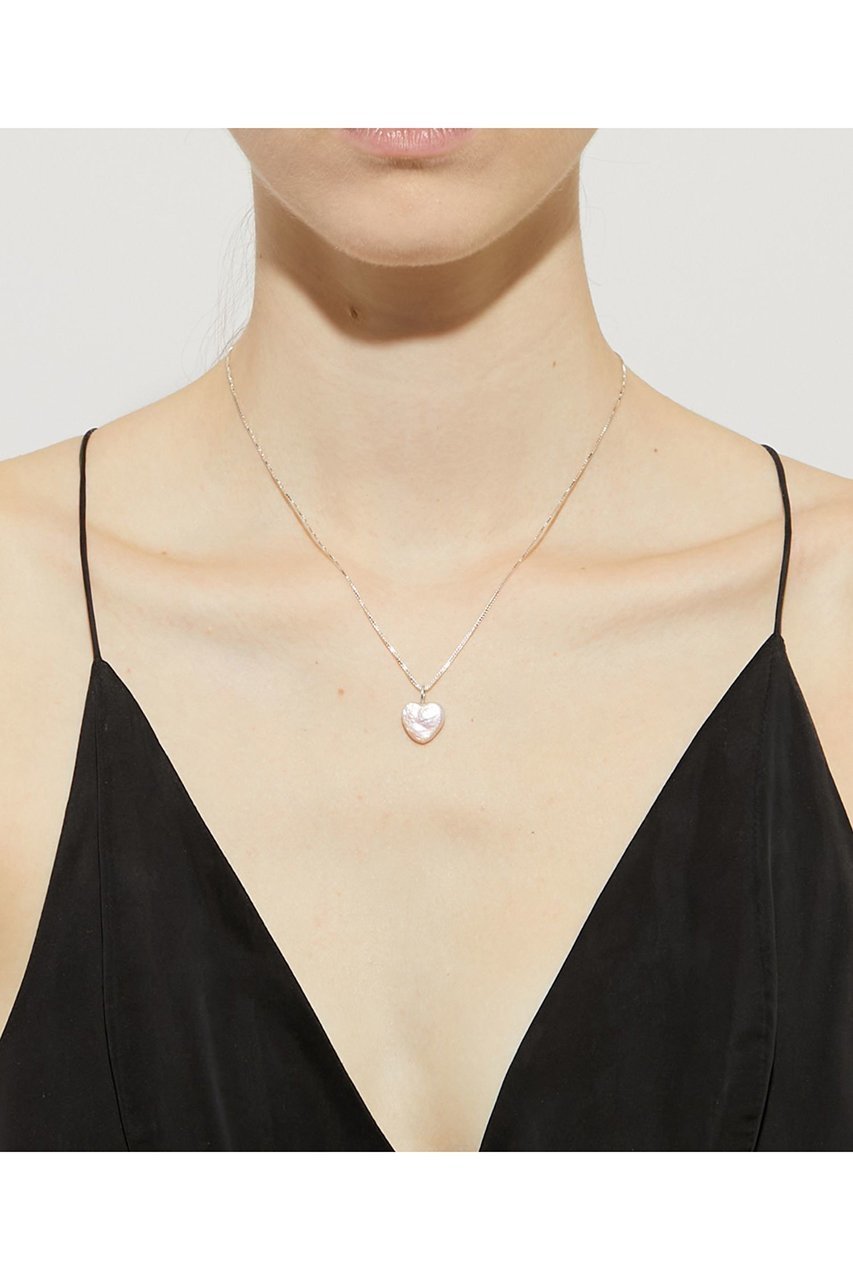 【アルティーダ ウード/ARTIDA OUD】の【1/29 0:00販売開始】basic シルバー スライドチェーン ハートパール ネックレス 人気、トレンドファッション・服の通販 founy(ファニー) 　ファッション　Fashion　レディースファッション　Fashion for Women　ジュエリー　Jewelry　ネックレス　Necklaces & Pendants　2026年　2026　エレガント 上品　Elegant　シェイプ　Shape, Slim Fit　シルバー　Silver, Metallic Silver　スタイリッシュ　Stylish, Fashionable　チェーン　Chain, Chain Strap　ネックレス　Necklace, Pendant Necklace　パール　Pearl, Pearl Accent　夏　Summer　春　Spring　S/S・春夏　SS, Spring/Summer, Warm Season　other-2|ID: prp329100004838621 ipo3291000000035258776