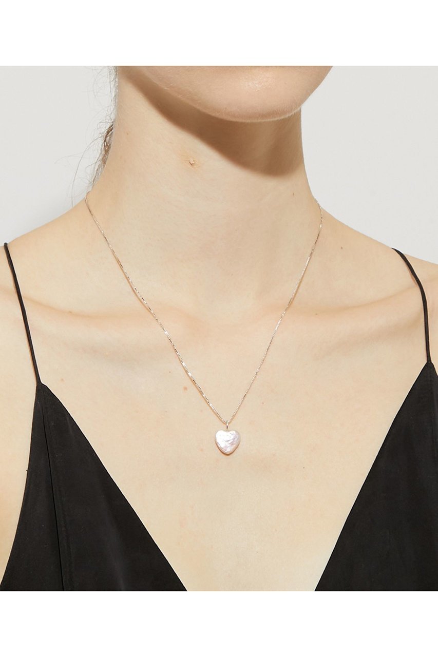 【アルティーダ ウード/ARTIDA OUD】の【1/29 0:00販売開始】basic シルバー スライドチェーン ハートパール ネックレス 人気、トレンドファッション・服の通販 founy(ファニー) 　ファッション　Fashion　レディースファッション　Fashion for Women　ジュエリー　Jewelry　ネックレス　Necklaces & Pendants　2026年　2026　エレガント 上品　Elegant　シェイプ　Shape, Slim Fit　シルバー　Silver, Metallic Silver　スタイリッシュ　Stylish, Fashionable　チェーン　Chain, Chain Strap　ネックレス　Necklace, Pendant Necklace　パール　Pearl, Pearl Accent　夏　Summer　春　Spring　S/S・春夏　SS, Spring/Summer, Warm Season　other-7|ID: prp329100004838621 ipo3291000000035258781