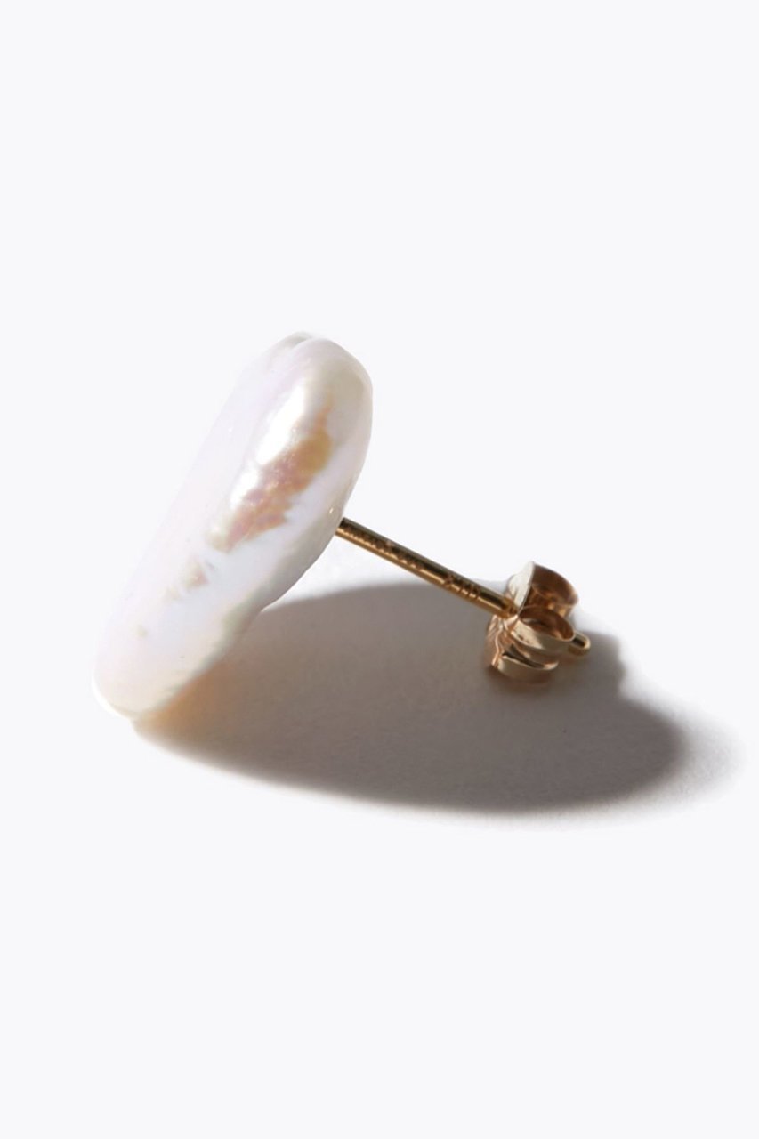 【アルティーダ ウード/ARTIDA OUD】の【1/29 0:00販売開始】basic K10 ハートパール スタッド シングル ピアス(片耳用) 人気、トレンドファッション・服の通販 founy(ファニー) 　ファッション　Fashion　レディースファッション　Fashion for Women　ジュエリー　Jewelry　ファッションリング　Fashion Rings　イヤリング・フープ・ドロップタイプ　Hoop, Drop & Clip Earrings　2026年　2026　イヤリング　Earrings　エレガント 上品　Elegant　シェイプ　Shape, Slim Fit　シンプル　Simple, Minimal　パール　Pearl, Pearl Accent　フォルム　Silhouette, Form　夏　Summer　春　Spring　S/S・春夏　SS, Spring/Summer, Warm Season　片耳　One-Ear, Single Earring　other-4|ID: prp329100004838623 ipo3291000000035258796
