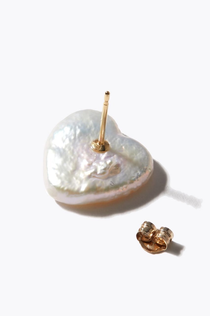 【アルティーダ ウード/ARTIDA OUD】の【1/29 0:00販売開始】basic K10 ハートパール スタッド シングル ピアス(片耳用) 人気、トレンドファッション・服の通販 founy(ファニー) 　ファッション　Fashion　レディースファッション　Fashion for Women　ジュエリー　Jewelry　ファッションリング　Fashion Rings　イヤリング・フープ・ドロップタイプ　Hoop, Drop & Clip Earrings　2026年　2026　イヤリング　Earrings　エレガント 上品　Elegant　シェイプ　Shape, Slim Fit　シンプル　Simple, Minimal　パール　Pearl, Pearl Accent　フォルム　Silhouette, Form　夏　Summer　春　Spring　S/S・春夏　SS, Spring/Summer, Warm Season　片耳　One-Ear, Single Earring　other-5|ID: prp329100004838623 ipo3291000000035258797