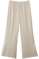 【アンクレイヴ/uncrave】のバックサテンジョーゼット フレアパンツ ライトベージュ|ID: prp329100004838662 ipo3291000000036909275
