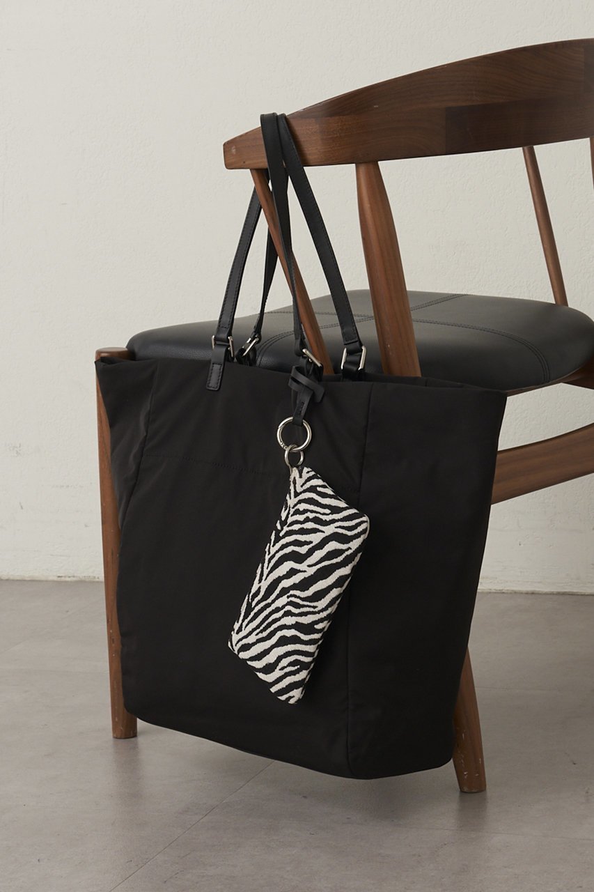 【ガリャルダガランテ/GALLARDAGALANTE】の【WEB限定】【2.718】ダブルハンドルトート インテリア・キッズ・メンズ・レディースファッション・服の通販 founy(ファニー) 　ファッション　Fashion　レディースファッション　Fashion for Women　バッグ　Bags　2026年　2026　シンプル　Simple, Minimal　ポケット　Pocket, Pocket Detail　ポーチ　Pouch, Small Case　レオパード　Leopard, Animal Print　夏　Summer　春　Spring　S/S・春夏　SS, Spring/Summer, Warm Season　ブラック|ID: prp329100004838706 ipo3291000000035259561