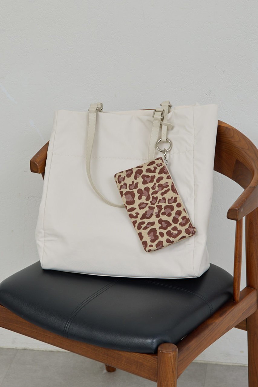 【ガリャルダガランテ/GALLARDAGALANTE】の【WEB限定】【2.718】ダブルハンドルトート 人気、トレンドファッション・服の通販 founy(ファニー) 　ファッション　Fashion　レディースファッション　Fashion for Women　バッグ　Bags　2026年　2026　シンプル　Simple, Minimal　ポケット　Pocket, Pocket Detail　ポーチ　Pouch, Small Case　レオパード　Leopard, Animal Print　夏　Summer　春　Spring　S/S・春夏　SS, Spring/Summer, Warm Season　 other-1|ID: prp329100004838706 ipo3291000000035775867