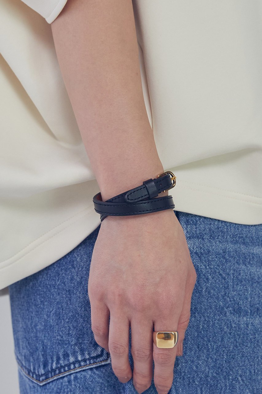 【プルミエ アロンディスモン/1er Arrondissement】の【MARY AL TERNA】ブレスレット 人気、トレンドファッション・服の通販 founy(ファニー) 　ファッション　Fashion　レディースファッション　Fashion for Women　ジュエリー　Jewelry　チェーン＆カフブレスレット　Cuff & Chain Bracelets　バングル・カフブレスレット　Bangles & Cuff Bracelets　2026年　2026　なめらか　Smooth, Silky Texture　アクセサリー　Fashion Accessories　クラシック　Classic, Timeless Style　シンプル　Simple, Minimal　ブレスレット　Bracelet, Wristband　エレガント 上品　Elegant　夏　Summer　春　Spring　S/S・春夏　SS, Spring/Summer, Warm Season　other-5|ID: prp329100004838754 ipo3291000000035549967