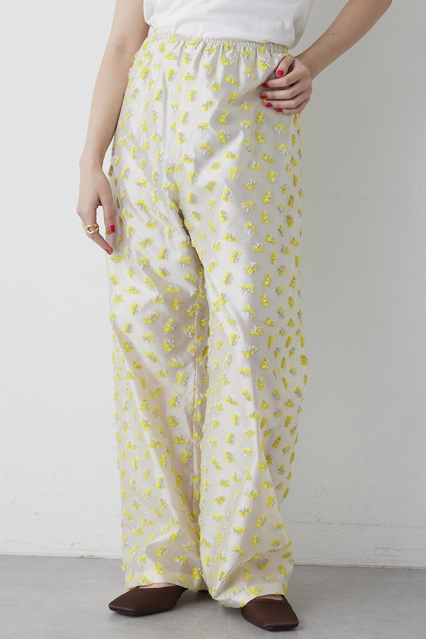 【ウィムガゼット/Whim Gazette】の【THE PAUSE】フラワージャガードパンツ 人気、トレンドファッション・服の通販 founy(ファニー) 　ファッション　Fashion　レディースファッション　Fashion for Women　パンツ　Pants & Trousers　イエロー　Yellow　オーガンジー　Organza Fabric　シアー　Sheer, See-Through　シンプル　Simple, Minimal　ジャカード／ジャガード　Jacquard, Woven Pattern　フラワー　Flower, Floral　other-5|ID: prp329100004838779 ipo3291000000036188980