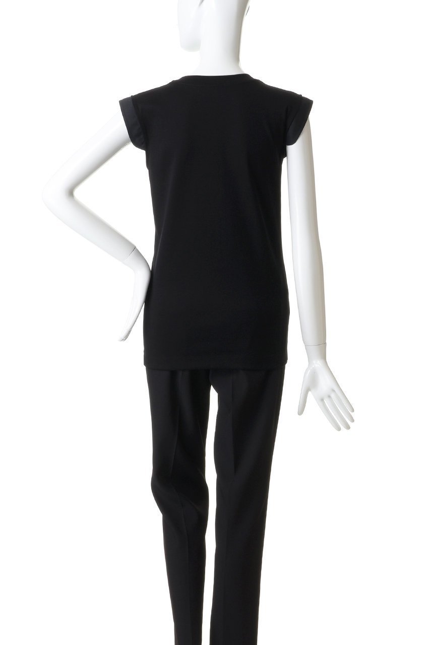 【ザ リラクス/THE RERACS】のショルダースイッチングタンクトップ 人気、トレンドファッション・服の通販 founy(ファニー) ファッション Fashion レディースファッション Fashion for Women トップス・カットソー Cut & Sew Tops キャミソール&ノースリーブ Camisoles & Sleeveless Tops シャツ・ブラウス・オフィスカジュアル Elegant Blouses & Button-Ups ロングTシャツ・Tシャツ Longline T-Shirts & Tees カットソー・ベーシックTシャツ Cut-and-Sewn Tops / Stretch Tees & Basics 2026年 2026 なめらか Smooth, Silky Texture インナー Innerwear キャミソール Camisole, Spaghetti Strap Top コンパクト Compact, Small Size ショルダー Shoulder, Shoulder Strap シンプル Simple, Minimal ジャケット Jacket, Outerwear タンク Tank Top, Sleeveless Top バランス Balance, Style Balance 夏 Summer 春 Spring S/S・春夏 SS, Spring/Summer, Warm Season other-4|ID: prp329100004840510 ipo3291000000035272009