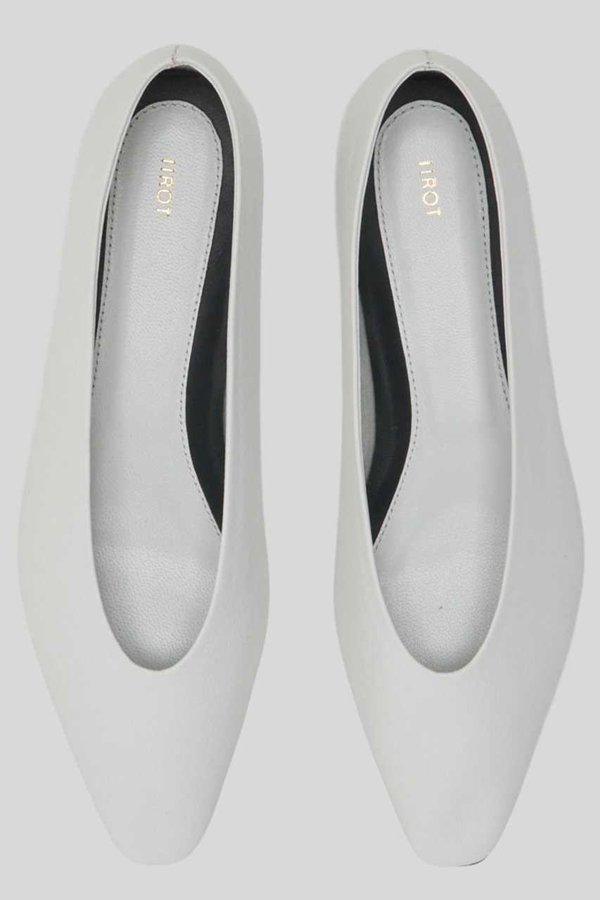 【イロット/IIROT】のカバーフラットシューズ インテリア・キッズ・メンズ・レディースファッション・服の通販 founy(ファニー) 　ファッション　Fashion　レディースファッション　Fashion for Women　シューズ　Shoes, Footwear　シンプル　Simple, Minimal　フィット　Fit, Slim Fit　フラット　Flat, Flat Shoes　モダン　Modern, Contemporary　ライニング　Inner Lining, Inner Fabric, Lined　新作・新入荷　New Arrivals / New In　ホワイト|ID: prp329100004840556 ipo3291000000035272305