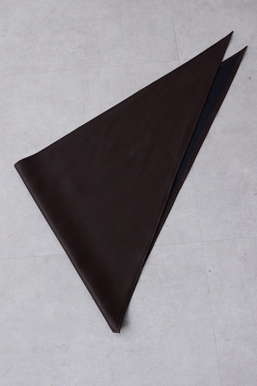 【ウィムガゼット/Whim Gazette】の【THE PAUSE】フェイクレザースカーフ 人気、トレンドファッション・服の通販 founy(ファニー) 　ファッション　Fashion　レディースファッション　Fashion for Women　ストール　Soft & Warm Scarves　マフラー・スヌード / 冬小物の定番　Scarves & Mufflers　2026年　2026　グラデーション　Gradient, Ombre　スカーフ　Scarf, Neckwear　ストール　Stole, Wrap　フェイクレザー　Faux Leather, PU Leather　マフラー　Scarf, Muffler　ワーク　Workwear, Utility Style　ヴィンテージ　Vintage Style　エレガント 上品　Elegant　夏　Summer　春　Spring　S/S・春夏　SS, Spring/Summer, Warm Season　other-2|ID: prp329100004840562 ipo3291000000036142465