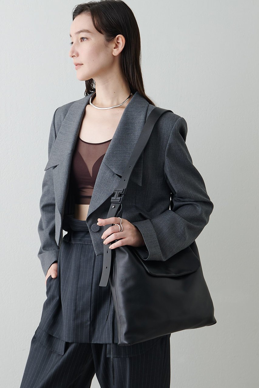 【イアクッチ/IACUCCI】のサーリチェ M NAPPA 人気、トレンドファッション・服の通販 founy(ファニー) 　ファッション　Fashion　レディースファッション　Fashion for Women　2026年　2026　エレガント 上品　Elegant　ショルダー　Shoulder, Shoulder Strap　シンプル　Simple, Minimal　バランス　Balance, Style Balance　フラップ　Flap, Flap Pocket　ベスト　Vest, Waistcoat　マグネット　Magnet, Magnetic Closure　ラップ　Wrap, Wrap Design　ワンポイント　One Point, Statement Accent　夏　Summer　春　Spring　S/S・春夏　SS, Spring/Summer, Warm Season　other-2|ID: prp329100004843183 ipo3291000000035290657