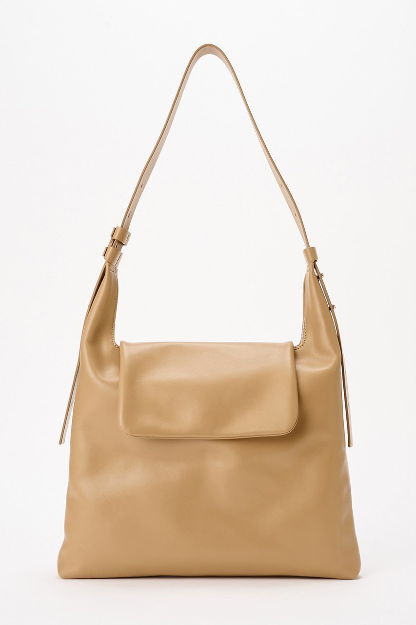 【イアクッチ/IACUCCI】のサーリチェ M NAPPA 人気、トレンドファッション・服の通販 founy(ファニー) 　ファッション　Fashion　レディースファッション　Fashion for Women　バッグ　Bags　エレガント 上品　Elegant　ショルダー　Shoulder, Shoulder Strap　シンプル　Simple, Minimal　バランス　Balance, Style Balance　フラップ　Flap, Flap Pocket　ベスト　Vest, Waistcoat　マグネット　Magnet, Magnetic Closure　ラップ　Wrap, Wrap Design　ワンポイント　One Point, Statement Accent　 other-1|ID: prp329100004843183 ipo3291000000036806845