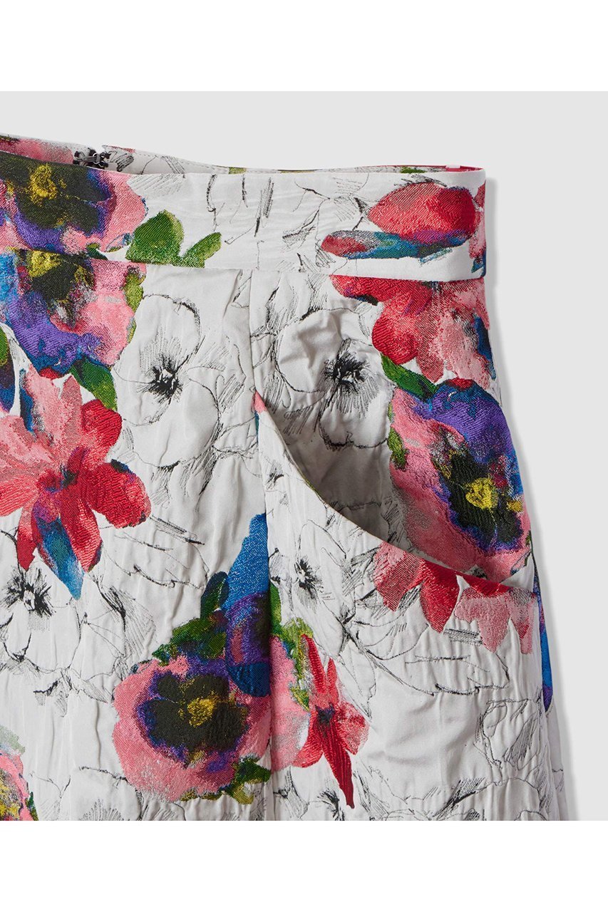 【アナイ/ANAYI】のふくれフラワージャガードフレアスカート 人気、トレンドファッション・服の通販 founy(ファニー) ファッション Fashion レディースファッション Fashion for Women スカート Skirts Aライン・フレアスカート A-Line & Flared Skirts 2026年 2026 おすすめ Recommended / Our Picks イタリア Italy ジャカード/ジャガード Jacquard, Woven Pattern スペシャル Special, Limited Edition ポケット Pocket, Pocket Detail ラグジュアリー Luxury, Elegant 夏 Summer 春 Spring S/S・春夏 SS, Spring/Summer, Warm Season other-3|ID: prp329100004843209 ipo3291000000035293945