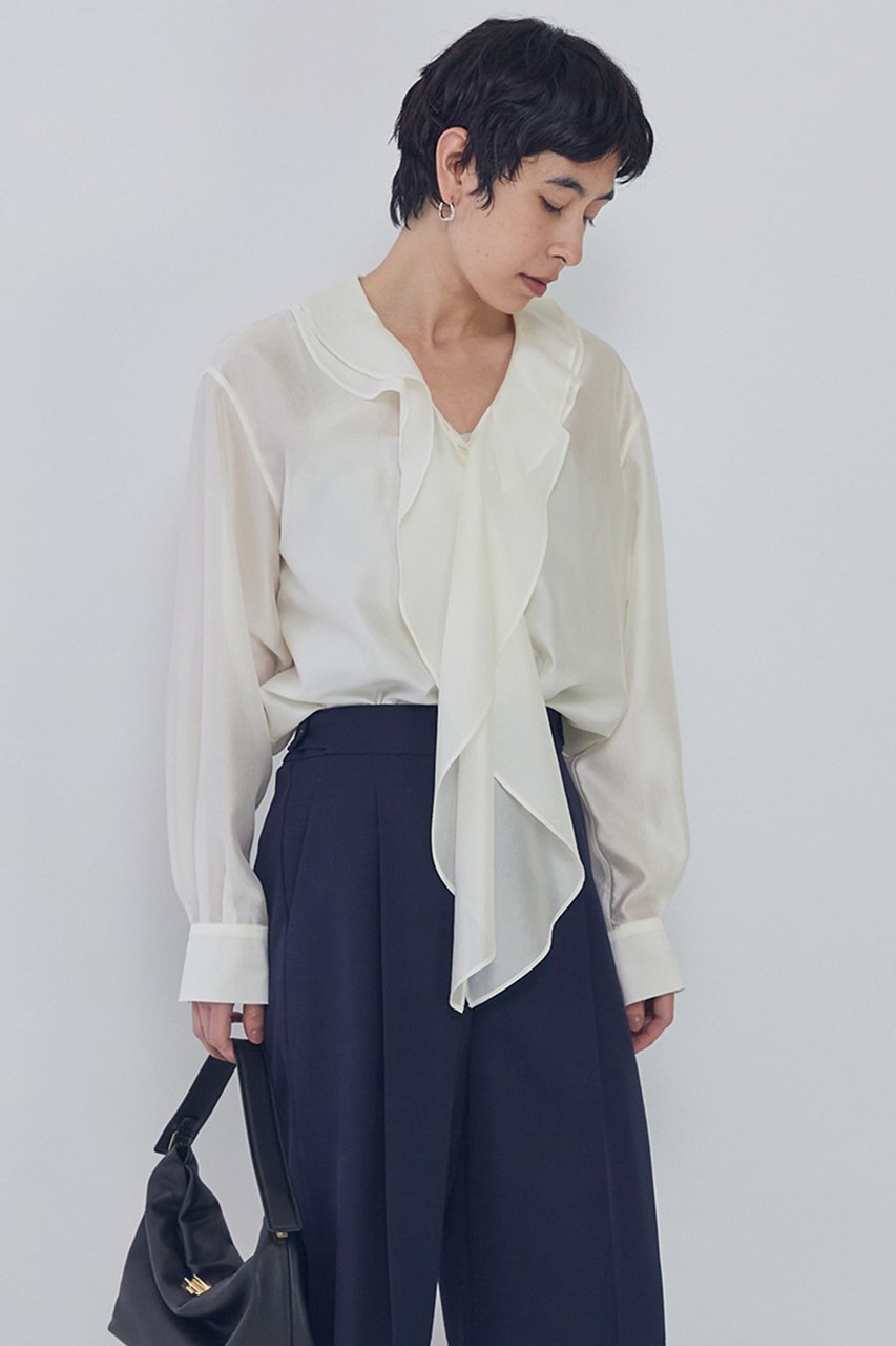 【プルミエ アロンディスモン/1er Arrondissement】のラッフルVネックブラウス インテリア・キッズ・メンズ・レディースファッション・服の通販 founy(ファニー) 　ファッション　Fashion　レディースファッション　Fashion for Women　トップス・カットソー　Cut & Sew Tops　シャツ・ブラウス・オフィスカジュアル　Elegant Blouses & Button-Ups　Vネックトップス　V-Neck Tops / V-Cut Neckline Shirts　2026年　2026　シルク　Silk, 100% Silk　スリーブ　Sleeve, Long Sleeve / Short Sleeve　バランス　Balance, Style Balance　フロント　Front, Front Design　ラッフル　Ruffle, Frill　ロング　Long, Long-Length　エレガント 上品　Elegant　夏　Summer　春　Spring　S/S・春夏　SS, Spring/Summer, Warm Season　オフホワイト|ID: prp329100004843221 ipo3291000000035294053