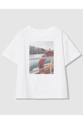 【アナイ/ANAYI】 コットン天竺フォトプリントTシャツ人気、トレンドファッション・服の通販 founy(ファニー) ファッション Fashion レディースファッション Fashion for Women トップス・カットソー Cut & Sew Tops シャツ・ブラウス・オフィスカジュアル Elegant Blouses & Button-Ups ロングTシャツ・Tシャツ Longline T-Shirts & Tees カットソー・ベーシックTシャツ Cut-and-Sewn Tops / Stretch Tees & Basics イエロー Yellow インナー Innerwear オレンジ Orange 春 Spring カーディガン Cardigan, Knitwear ショート Short, Short Length ジャケット Jacket, Outerwear スリーブ Sleeve, Long Sleeve / Short Sleeve ドット Polka Dot, Dot Pattern ドロップ Drop Shoulder, Dropped Style なめらか Smooth, Silky Texture プリント Print, Printed Pattern ベーシック Basic, Essential ボックス Boxy, Box Shape モチーフ Motif, Design Theme モノトーン Monotone, Black and White リラックス Relax, Relaxed Fit S/S・春夏 SS, Spring/Summer, Warm Season 夏 Summer 2026年 2026 |ID:prp329100004843242