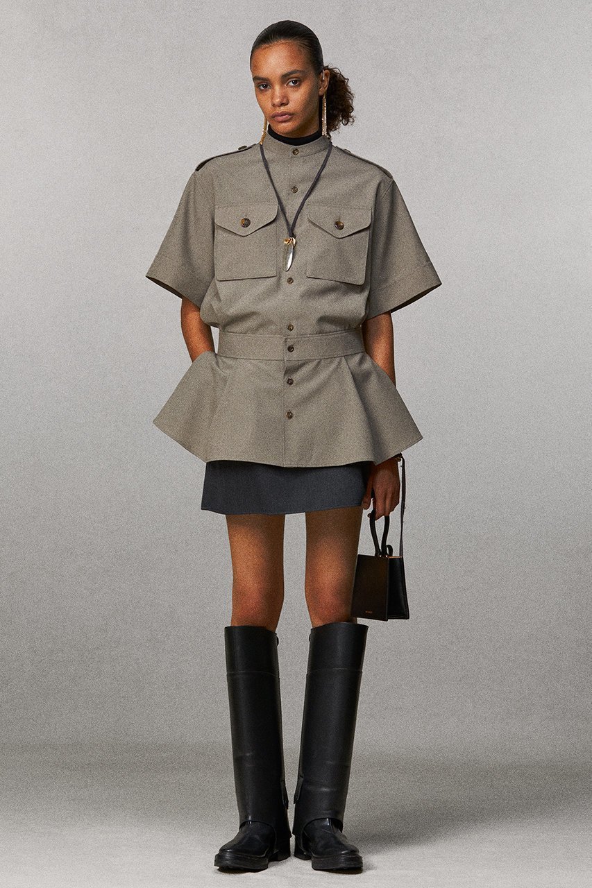 【ザ リラクス/THE RERACS】のロールアップサファリシャツ 人気、トレンドファッション・服の通販 founy(ファニー) 　ファッション　Fashion　レディースファッション　Fashion for Women　トップス・カットソー　Cut & Sew Tops　シャツ・ブラウス・オフィスカジュアル　Elegant Blouses & Button-Ups　2026年　2026　おすすめ　Recommended / Our Picks　ショート　Short, Short Length　スタンド　Stand Collar, Upright Stand　スリーブ　Sleeve, Long Sleeve / Short Sleeve　フレア　Flare, Flared　ボトム　Bottoms, Lower Wear　ポケット　Pocket, Pocket Detail　マニッシュ　Mannish, Boyish　ミリタリー　Military, Army Style　モダン　Modern, Contemporary　ロールアップ　Roll-Up, Cuffed Hem　夏　Summer　春　Spring　S/S・春夏　SS, Spring/Summer, Warm Season　other-6|ID: prp329100004845428 ipo3291000000036142263