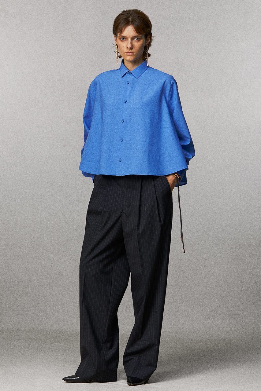 【ザ リラクス/THE RERACS】のレギュラーカラーAラインシャツ 人気、トレンドファッション・服の通販 founy(ファニー) 　ファッション　Fashion　レディースファッション　Fashion for Women　トップス・カットソー　Cut & Sew Tops　シャツ・ブラウス・オフィスカジュアル　Elegant Blouses & Button-Ups　2026年　2026　ショート　Short, Short Length　シンプル　Simple, Minimal　スリーブ　Sleeve, Long Sleeve / Short Sleeve　ドレープ　Drape, Draping Fabric　ボトム　Bottoms, Lower Wear　レギュラー　Regular, Standard Fit　ロング　Long, Long-Length　ワイド　Wide, Wide Fit　夏　Summer　定番　Standard, Basic Item　春　Spring　S/S・春夏　SS, Spring/Summer, Warm Season　other-6|ID: prp329100004845430 ipo3291000000036142302