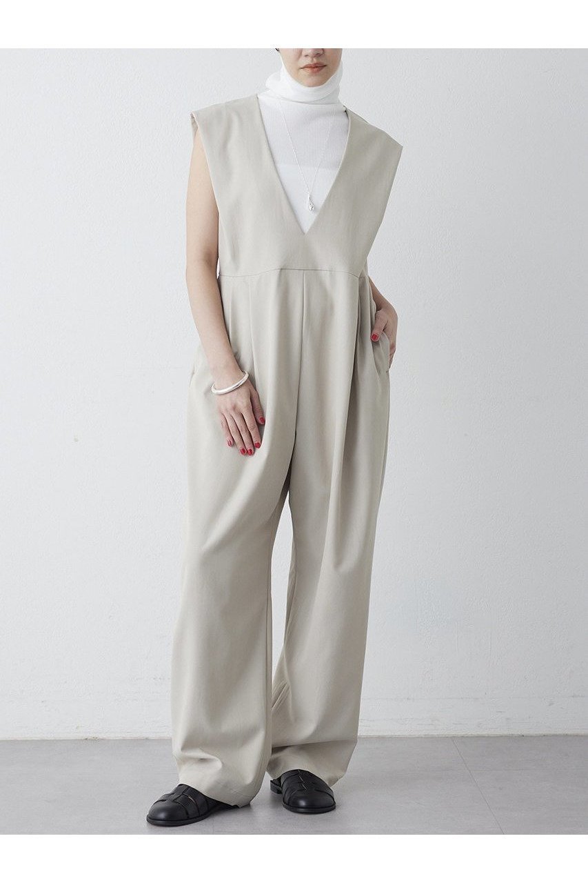 【ウィムガゼット/Whim Gazette】の【THE PAUSE】ドレープジャンプスーツ インテリア・キッズ・メンズ・レディースファッション・服の通販 founy(ファニー) 　ファッション　Fashion　レディースファッション　Fashion for Women　パンツ　Pants & Trousers　2026年　2026　スーツ　Suit, Formalwear　ツイル　Twist, Twisted Detail　ドレープ　Drape, Draping Fabric　フォーマル　Formal, Dressy　ヴィンテージ　Vintage Style　エレガント 上品　Elegant　夏　Summer　春　Spring　S/S・春夏　SS, Spring/Summer, Warm Season　ベージュ|ID: prp329100004845454 ipo3291000000035334880