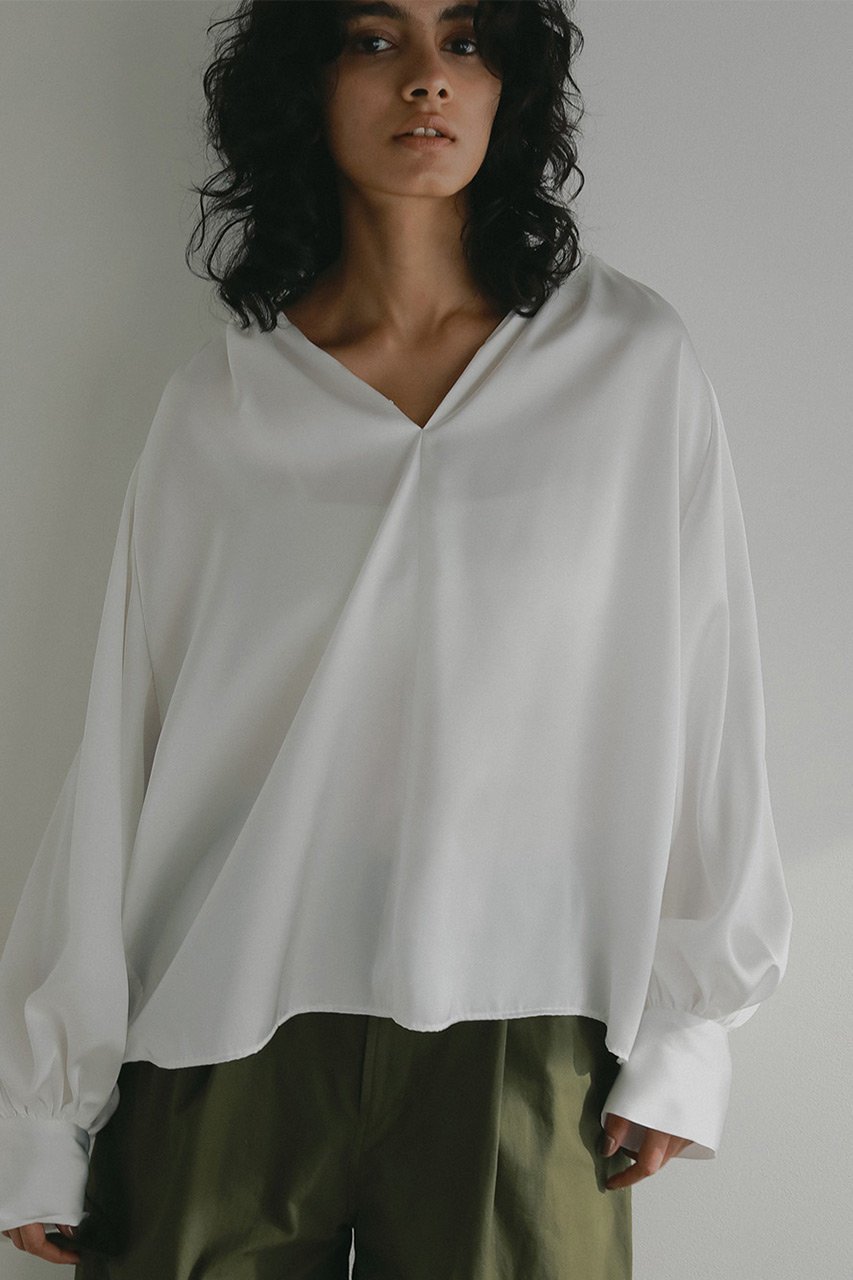 【ハー/HER.】の【1/29 12:00販売開始】ギャザーサテンブラウス インテリア・キッズ・メンズ・レディースファッション・服の通販 founy(ファニー) 　ファッション　Fashion　レディースファッション　Fashion for Women　トップス・カットソー　Cut & Sew Tops　シャツ・ブラウス・オフィスカジュアル　Elegant Blouses & Button-Ups　サテン　Satin, Glossy Fabric　スリーブ　Sleeve, Long Sleeve / Short Sleeve　フロント　Front, Front Design　ロング　Long, Long-Length　エレガント 上品　Elegant　新作・新入荷　New Arrivals / New In　オフホワイト|ID: prp329100004845484 ipo3291000000035335122