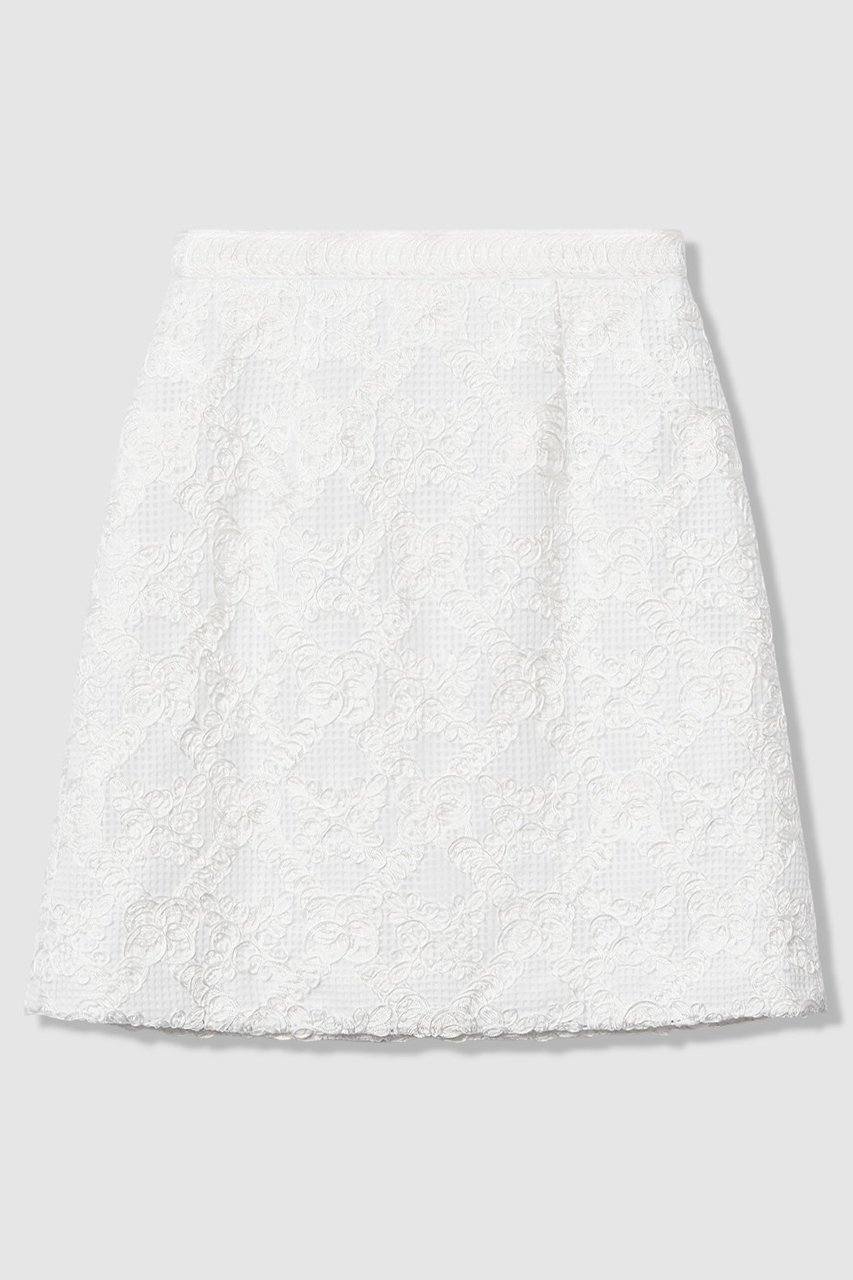 【アルアバイル/allureville】の【LOULOU WILLOUGHBY】コード刺繍ミニスカート インテリア・キッズ・メンズ・レディースファッション・服の通販 founy(ファニー) ファッション Fashion レディースファッション Fashion for Women スカート Skirts ミニスカート Mini Skirts 2026年 2026 コンパクト Compact, Small Size シルバー Silver, Metallic Silver シンプル Simple, Minimal ミニスカート Mini Skirt, Short Skirt レース Lace, Lace Fabric エレガント 上品 Elegant 台形 A-Line, Trapezoid Shape 夏 Summer 春 Spring S/S・春夏 SS, Spring/Summer, Warm Season オフホワイト|ID: prp329100004847116 ipo3291000000035398165