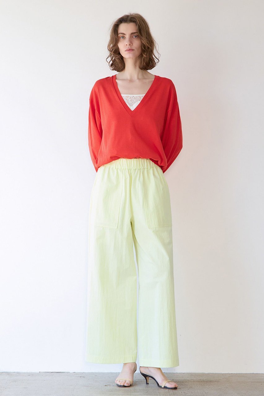 【マルティニーク/martinique】のブライトコットンシルクVネックニット 人気、トレンドファッション・服の通販 founy(ファニー) ファッション Fashion レディースファッション Fashion for Women トップス・カットソー Cut & Sew Tops ニット Knit Tops & Sweaters カジュアルプルオーバー・ニットトップス Pullovers & Knit Tops / Casual Pullovers Vネックトップス V-Neck Tops / V-Cut Neckline Shirts 2026年 2026 おすすめ Recommended / Our Picks カットソー Cut and Sewn Top キャミソール Camisole, Spaghetti Strap Top シルク Silk, 100% Silk シンプル Simple, Minimal スリット Slit, Slit Detail フェミニン Feminine, Girly レース Lace, Lace Fabric エレガント 上品 Elegant 夏 Summer 春 Spring S/S・春夏 SS, Spring/Summer, Warm Season other-5|ID: prp329100004847124 ipo3291000000036031242