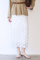 【マルティニーク/martinique】のフラワージャガードIラインスカート 人気、トレンドファッション・服の通販 founy(ファニー) ファッション Fashion レディースファッション Fashion for Women スカート Skirts ロングスカート Long Skirts / Maxi & Midi Skirts 2026年 2026 おすすめ Recommended / Our Picks シアー Sheer, See-Through シンプル Simple, Minimal モダン Modern, Contemporary ロング Long, Long-Length 夏 Summer 春 Spring S/S・春夏 SS, Spring/Summer, Warm Season thumbnail ホワイト|ID: prp329100004847128 ipo3291000000035398289