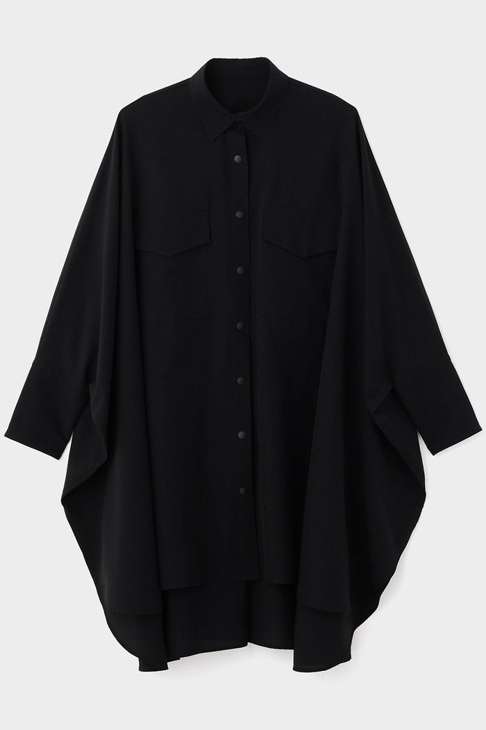 【ル フィル/LE PHIL】の《LE PHIL SPORTS》クールドットオーバーブラウス インテリア・キッズ・メンズ・レディースファッション・服の通販 founy(ファニー) https://founy.com/ ファッション Fashion レディースファッション Fashion for Women トップス・カットソー Cut & Sew Tops シャツ・ブラウス・オフィスカジュアル Elegant Blouses & Button-Ups インナー Innerwear シンプル Simple, Minimal スタンダード Standard, Basic スリーブ Sleeve, Long Sleeve / Short Sleeve ドット Polka Dot, Dot Pattern ドレープ Drape, Draping Fabric バランス Balance, Style Balance フロント Front, Front Design ポケット Pocket, Pocket Detail ラウンド Round, Round Neck リラックス Relax, Relaxed Fit ロング Long, Long-Length 半袖 Short Sleeve, Half Sleeve |ID: prp329100004847242 ipo3291000000036209360