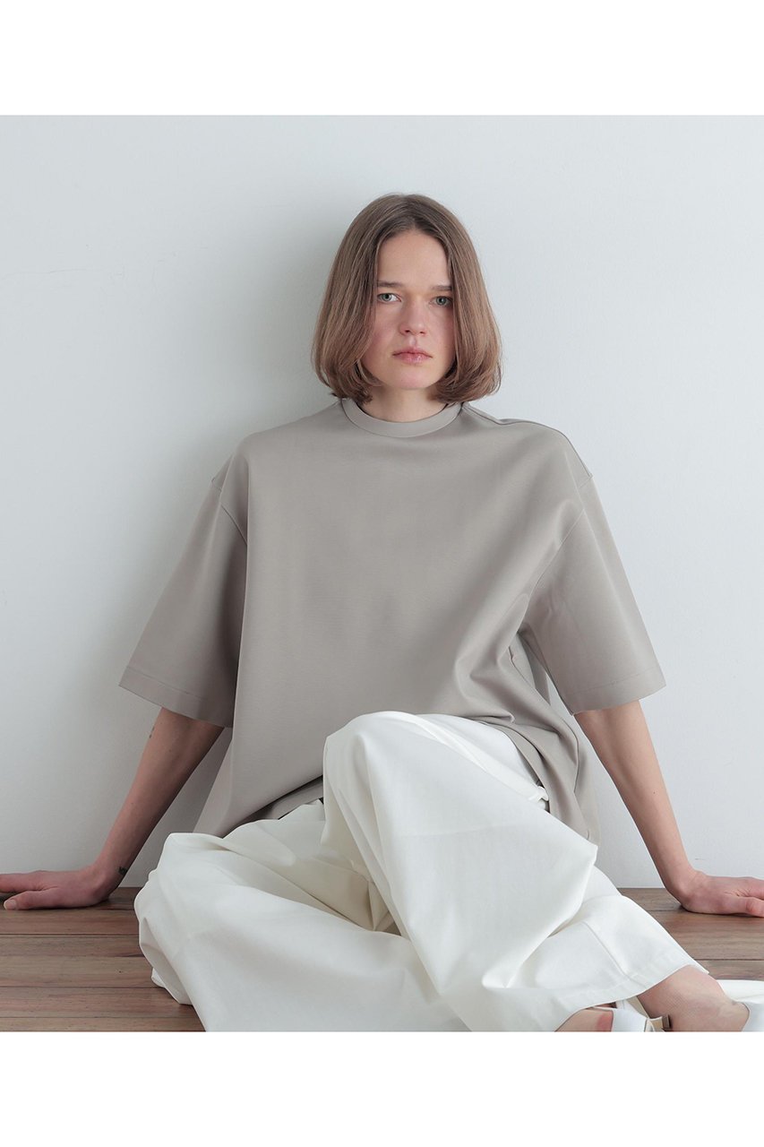 【ル フィル/LE PHIL】のハイネックBIG Tシャツ 人気、トレンドファッション・服の通販 founy(ファニー) 　ファッション　Fashion　レディースファッション　Fashion for Women　トップス・カットソー　Cut & Sew Tops　シャツ・ブラウス・オフィスカジュアル　Elegant Blouses & Button-Ups　ロングTシャツ・Tシャツ　Longline T-Shirts & Tees　カットソー・ベーシックTシャツ　Cut-and-Sewn Tops / Stretch Tees & Basics　2026年　2026　ショート　Short, Short Length　シンプル　Simple, Minimal　スリーブ　Sleeve, Long Sleeve / Short Sleeve　ハイネック　High Neck, Mock Neck　ビッグ　Big, Oversized　ボトム　Bottoms, Lower Wear　ワイド　Wide, Wide Fit　夏　Summer　春　Spring　S/S・春夏　SS, Spring/Summer, Warm Season　other-2|ID: prp329100004847268 ipo3291000000035404249