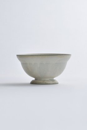 【ミシンポタリークリエーション/MISHIM POTTERY CREATION / GOODS】のCalm ボウル 人気、トレンドファッション・服の通販 founy(ファニー) アンティーク Antique-Inspired クラシカル Classical, Vintage-Inspired テーブル Table, Dining Table デザート Dessert, Sweet Treat フォルム Silhouette, Form おすすめ Recommended / Our Picks ギフト プレゼント Gift / Present 新作・新入荷 New Arrivals / New In ホーム・キャンプ・アウトドア・お取り寄せ Home Living / Home & Lifestyle / Camping Gear / Outdoor Camping キッチン・ダイニング Kitchen & Dining Essentials. Stylish & Functional Tableware キッチン家電・キッチン用品 Kitchen Appliances & Tools |ID:prp329100004847743