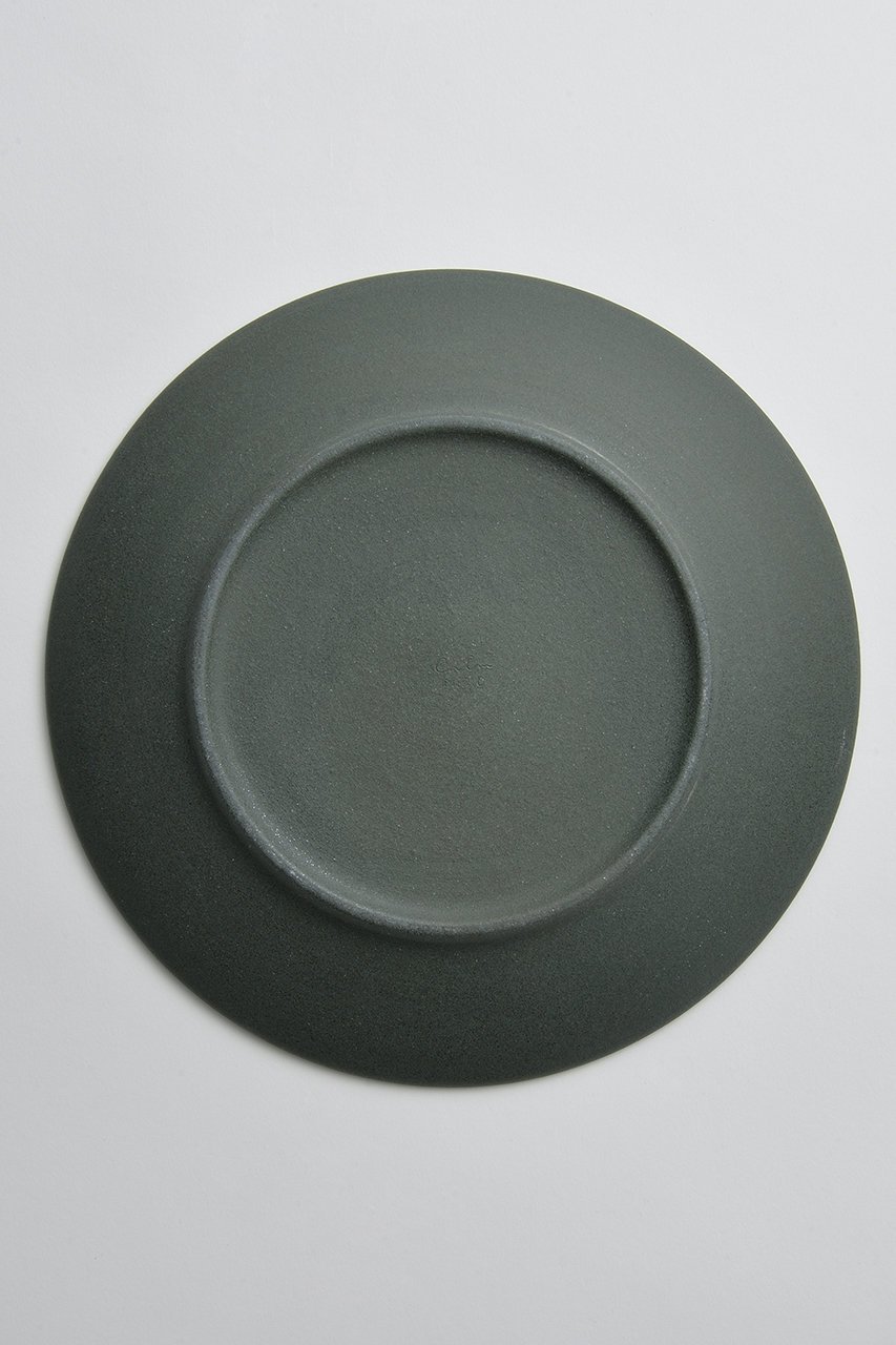 【ミシンポタリークリエーション/MISHIM POTTERY CREATION / GOODS】のCalm リム プレート M 人気、トレンドファッション・服の通販 founy(ファニー) 　おすすめ　Recommended / Our Picks　ギフト プレゼント　Gift / Present　クラシカル　Classical, Vintage-Inspired　テーブル　Table, Dining Table　フォルム　Silhouette, Form　プレート　Plate, Dish　新作・新入荷　New Arrivals / New In　ホーム・キャンプ・アウトドア・お取り寄せ　Home Living / Home & Lifestyle / Camping Gear / Outdoor Camping　キッチン・ダイニング　Kitchen & Dining Essentials. Stylish & Functional Tableware　キッチン家電・キッチン用品　Kitchen Appliances & Tools　other-3|ID: prp329100004847744 ipo3291000000035420323