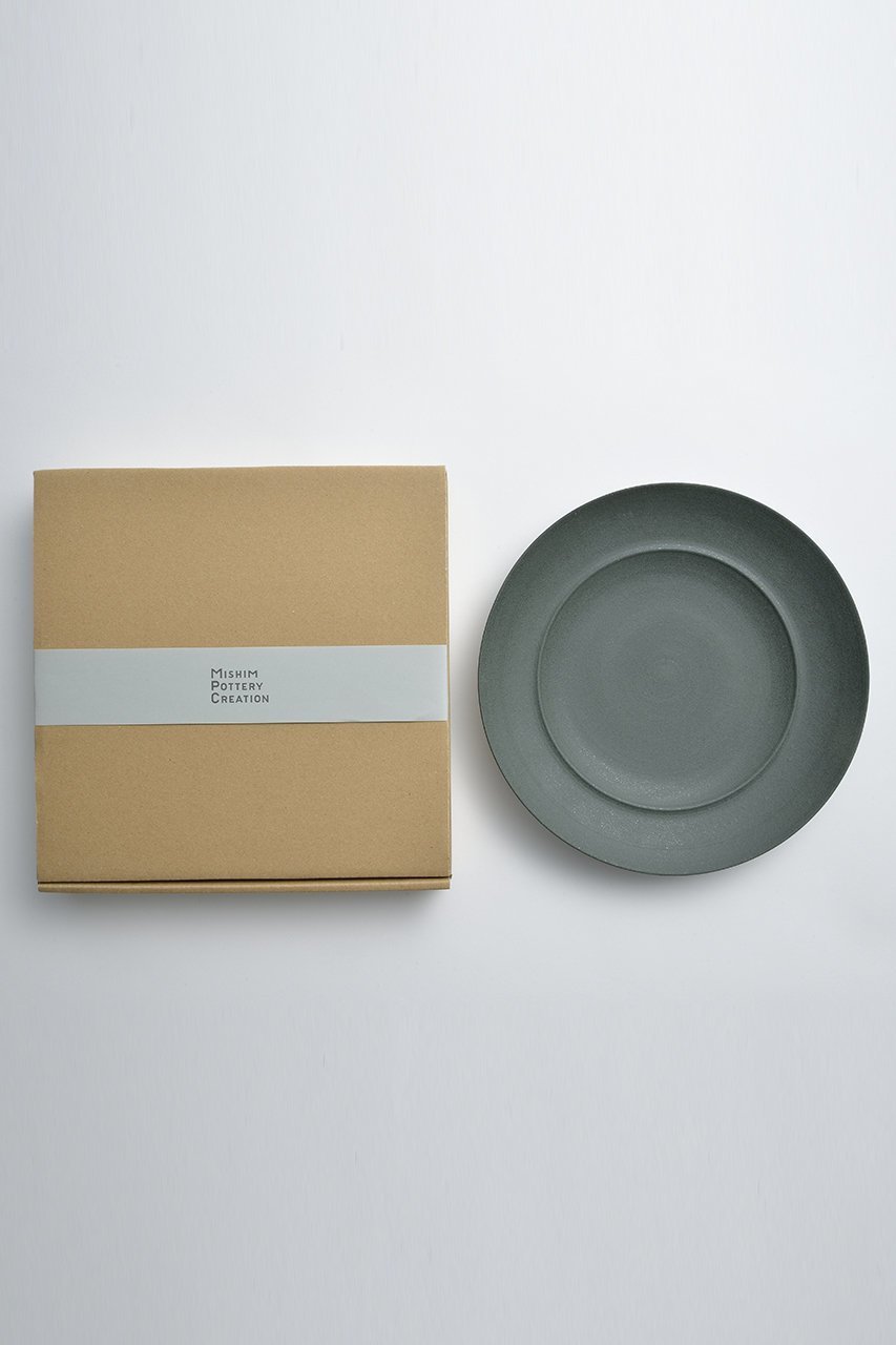 【ミシンポタリークリエーション/MISHIM POTTERY CREATION / GOODS】のCalm リム プレート M 人気、トレンドファッション・服の通販 founy(ファニー) 　おすすめ　Recommended / Our Picks　ギフト プレゼント　Gift / Present　クラシカル　Classical, Vintage-Inspired　テーブル　Table, Dining Table　フォルム　Silhouette, Form　プレート　Plate, Dish　新作・新入荷　New Arrivals / New In　ホーム・キャンプ・アウトドア・お取り寄せ　Home Living / Home & Lifestyle / Camping Gear / Outdoor Camping　キッチン・ダイニング　Kitchen & Dining Essentials. Stylish & Functional Tableware　キッチン家電・キッチン用品　Kitchen Appliances & Tools　other-4|ID: prp329100004847744 ipo3291000000035420324