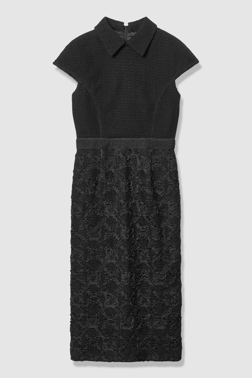 【アルアバイル/allureville】の【LOULOU WILLOUGHBY】コード刺繍ドッキングワンピース インテリア・キッズ・メンズ・レディースファッション・服の通販 founy(ファニー) 　ファッション　Fashion　レディースファッション　Fashion for Women　ワンピース　Dresses　チュニック　Tunic Tops & Dresses　2026年　2026　コンパクト　Compact, Small Size　サテン　Satin, Glossy Fabric　ストレッチ　Stretch, Stretchy Fabric　チュニック　Tunic, Long Top　チュール　Tulip, Tulip Motif　ドッキング　Docking, Mixed Material　レース　Lace, Lace Fabric　エレガント 上品　Elegant　夏　Summer　春　Spring　S/S・春夏　SS, Spring/Summer, Warm Season　ブラック|ID: prp329100004847994 ipo3291000000035819447