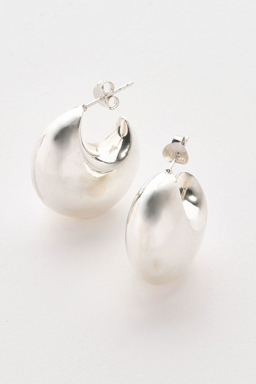 【カレンソロジー/Curensology】の〈CSG〉シルバーオーバルピアス 人気、トレンドファッション・服の通販 founy(ファニー) 　ファッション　Fashion　レディースファッション　Fashion for Women　ジュエリー　Jewelry　ファッションリング　Fashion Rings　イヤリング・フープ・ドロップタイプ　Hoop, Drop & Clip Earrings　2026年　2026　イヤリング　Earrings　オーバル　Oval Design　シルバー　Silver, Metallic Silver　シンプル　Simple, Minimal　フォルム　Silhouette, Form　人気　Popular, Best Seller　夏　Summer　春　Spring　S/S・春夏　SS, Spring/Summer, Warm Season　other-5|ID: prp329100004848427 ipo3291000000035443962