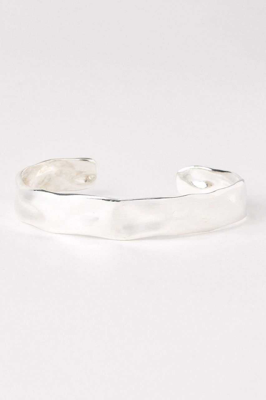 【カレンソロジー/Curensology】の〈CSG〉シルバーニュアンスバングル 人気、トレンドファッション・服の通販 founy(ファニー) ファッション Fashion レディースファッション Fashion for Women ジュエリー Jewelry チェーン&カフブレスレット Cuff & Chain Bracelets バングル・カフブレスレット Bangles & Cuff Bracelets 2026年 2026 おすすめ Recommended / Our Picks アクセサリー Fashion Accessories シルバー Silver, Metallic Silver シンプル Simple, Minimal スタイリッシュ Stylish, Fashionable トレンド Trend, Trending Now バングル Bangle, Bracelet 夏 Summer 春 Spring S/S・春夏 SS, Spring/Summer, Warm Season other-5|ID: prp329100004848429 ipo3291000000035443980