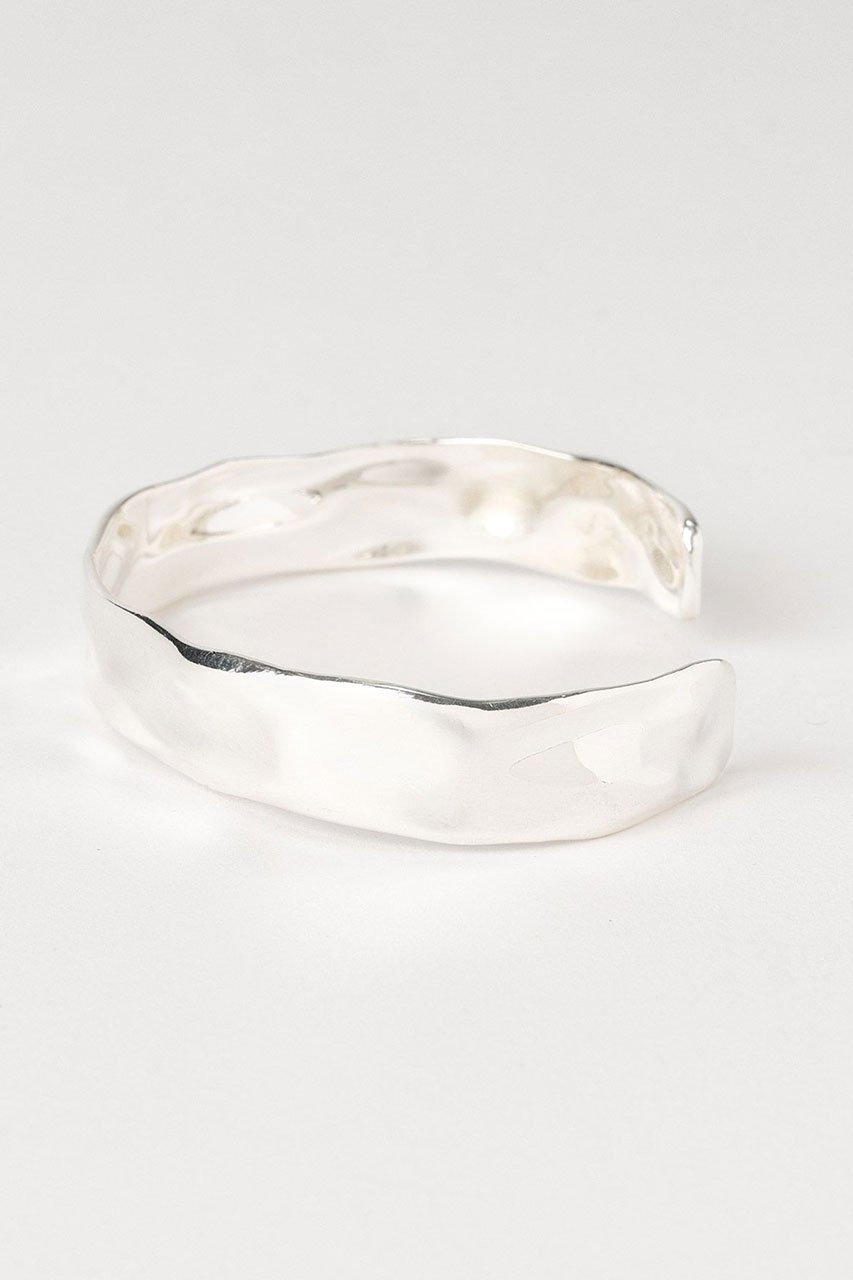 【カレンソロジー/Curensology】の〈CSG〉シルバーニュアンスバングル 人気、トレンドファッション・服の通販 founy(ファニー) ファッション Fashion レディースファッション Fashion for Women ジュエリー Jewelry チェーン&カフブレスレット Cuff & Chain Bracelets バングル・カフブレスレット Bangles & Cuff Bracelets 2026年 2026 おすすめ Recommended / Our Picks アクセサリー Fashion Accessories シルバー Silver, Metallic Silver シンプル Simple, Minimal スタイリッシュ Stylish, Fashionable トレンド Trend, Trending Now バングル Bangle, Bracelet 夏 Summer 春 Spring S/S・春夏 SS, Spring/Summer, Warm Season other-6|ID: prp329100004848429 ipo3291000000035443981