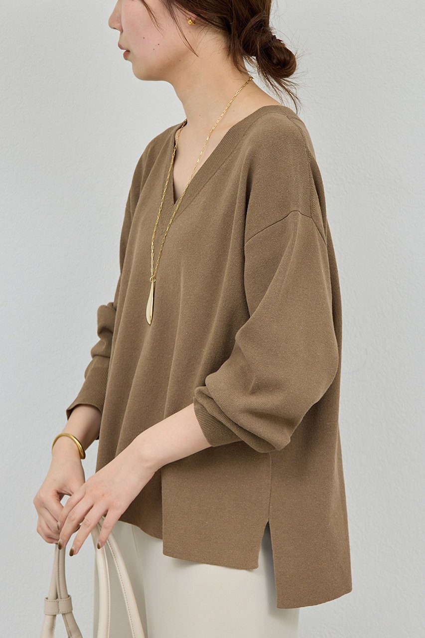 【ガリャルダガランテ/GALLARDAGALANTE】の【セットアップ対応】Vニット インテリア・キッズ・メンズ・レディースファッション・服の通販 founy(ファニー) 　ファッション　Fashion　レディースファッション　Fashion for Women　トップス・カットソー　Cut & Sew Tops　ニット　Knit Tops & Sweaters　カジュアルプルオーバー・ニットトップス　Pullovers & Knit Tops / Casual Pullovers　2026年　2026　おすすめ　Recommended / Our Picks　エレガント 上品　Elegant　シンプル　Simple, Minimal　スリット　Slit, Slit Detail　セットアップ　Set-Up, Coordinated Outfit　夏　Summer　春　Spring　S/S・春夏　SS, Spring/Summer, Warm Season　グレージュ|ID: prp329100004848460 ipo3291000000035444394