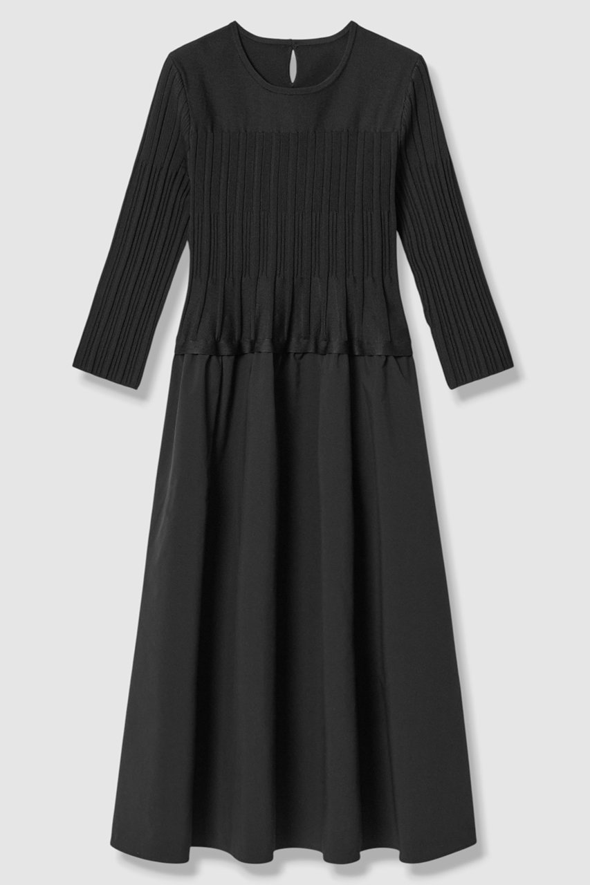 【アナイ/ANAYI】のタフタドッキング ワンピース 大人の最旬トレンドファッション＆コーディネート founy(ファウニー) 　ファッション　Fashion　レディースファッション　Fashion for Women　ワンピース　Dresses　チュニック　Tunic Tops & Dresses　タフタ　Taffeta, Structured Fabric　チュニック　Tunic, Long Top　デコルテ　Décolleté, Neckline　ドッキング　Docking, Mixed Material　ネックレス　Necklace, Pendant Necklace　フラット　Flat, Flat Shoes　ペチコート　Petticoat, Underskirt　ロング　Long, Long-Length　other-3|ID: prp329100004848478 ipo3291000000036929416