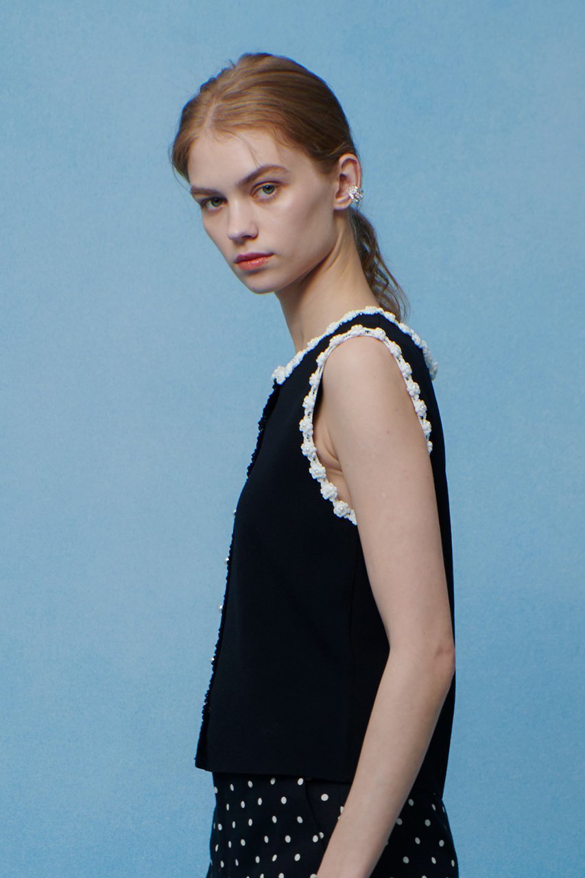 【アルアバイル/allureville】の【LOULOU WILLOUGHBY】クロッシェフラワートリミングプルオーバー 人気、トレンドファッション・服の通販 founy(ファニー) 　ファッション　Fashion　レディースファッション　Fashion for Women　トップス・カットソー　Cut & Sew Tops　ニット　Knit Tops & Sweaters　カジュアルプルオーバー・ニットトップス　Pullovers & Knit Tops / Casual Pullovers　2026年　2026　かぎ針　Crochet　トリミング　Trimming, Decorative Edge　ハンド　Hand, Handmade　パール　Pearl, Pearl Accent　レース　Lace, Lace Fabric　夏　Summer　手編み　Hand-Knitted, Handmade Knit　春　Spring　S/S・春夏　SS, Spring/Summer, Warm Season　other-4|ID: prp329100004848488 ipo3291000000035444625