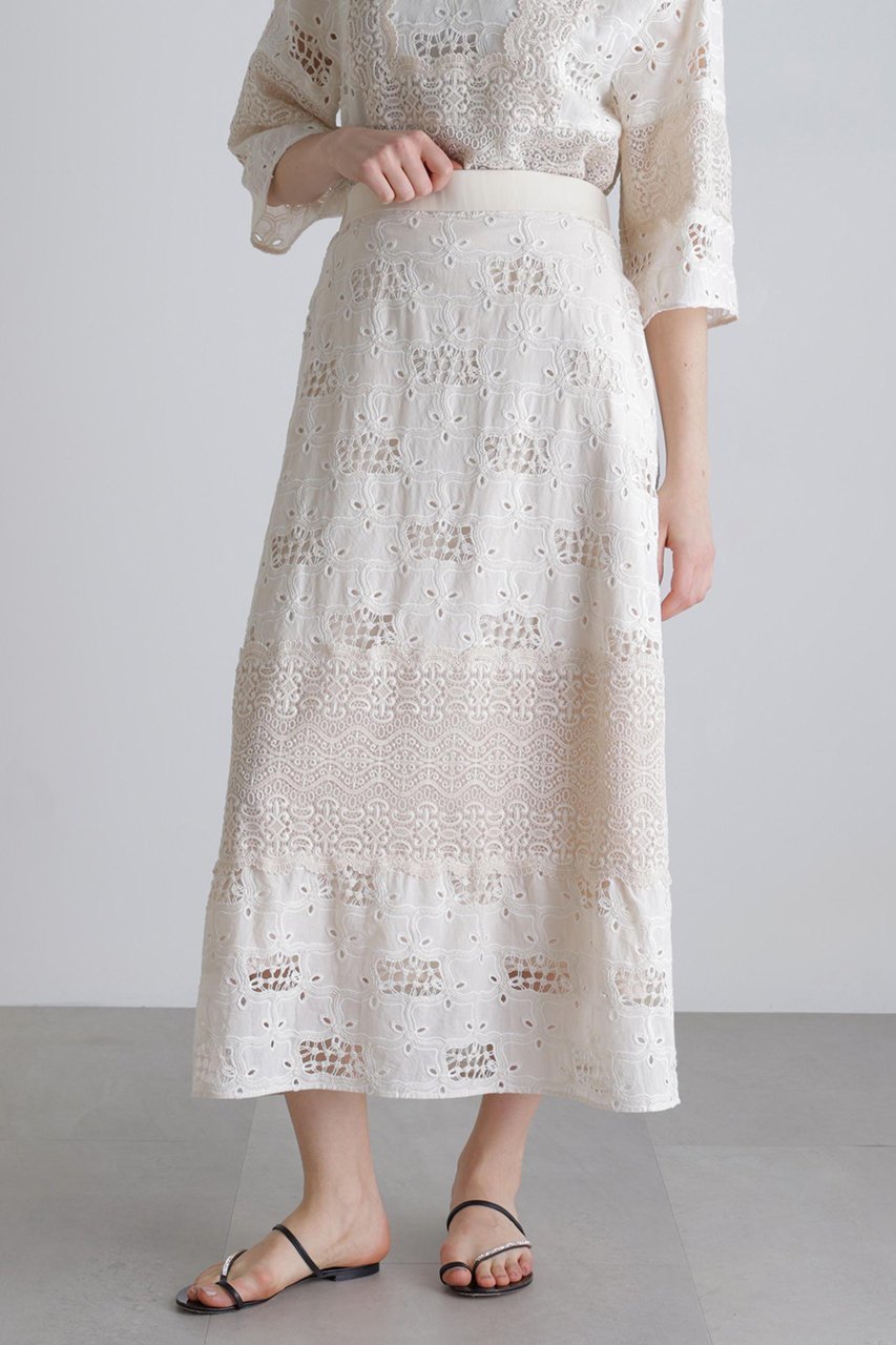 【アドーア/ADORE】のラティスエンブロイダリースカート 人気、トレンドファッション・服の通販 founy(ファニー) ファッション Fashion レディースファッション Fashion for Women スカート Skirts ロングスカート Long Skirts / Maxi & Midi Skirts 2026年 2026 シンプル Simple, Minimal フェミニン Feminine, Girly ボーダー Border, Stripe モチーフ Motif, Design Theme レース Lace, Lace Fabric ロング Long, Long-Length エレガント 上品 Elegant 夏 Summer 春 Spring S/S・春夏 SS, Spring/Summer, Warm Season other-3|ID: prp329100004849167 ipo3291000000035470224