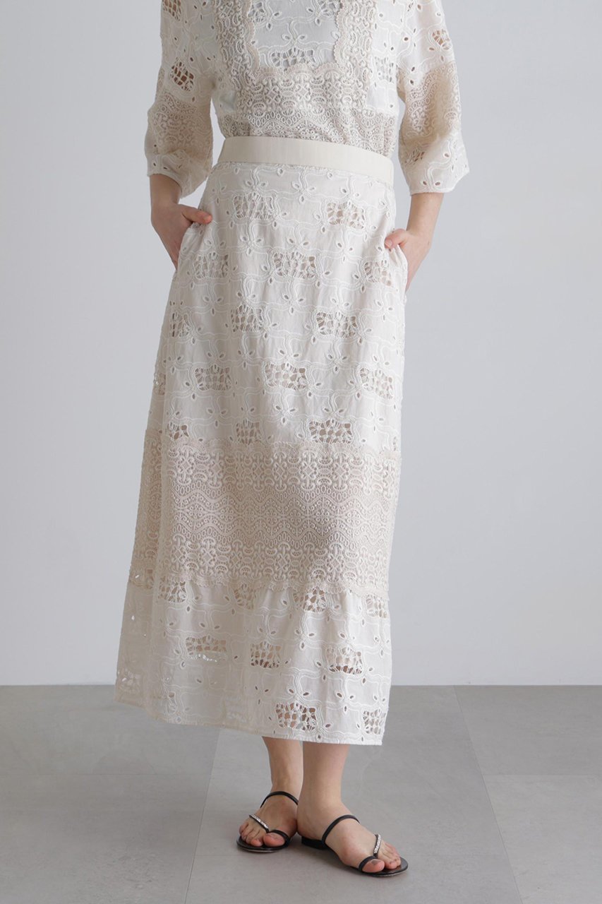 【アドーア/ADORE】のラティスエンブロイダリースカート 人気、トレンドファッション・服の通販 founy(ファニー) ファッション Fashion レディースファッション Fashion for Women スカート Skirts ロングスカート Long Skirts / Maxi & Midi Skirts 2026年 2026 シンプル Simple, Minimal フェミニン Feminine, Girly ボーダー Border, Stripe モチーフ Motif, Design Theme レース Lace, Lace Fabric ロング Long, Long-Length エレガント 上品 Elegant 夏 Summer 春 Spring S/S・春夏 SS, Spring/Summer, Warm Season other-4|ID: prp329100004849167 ipo3291000000035470225